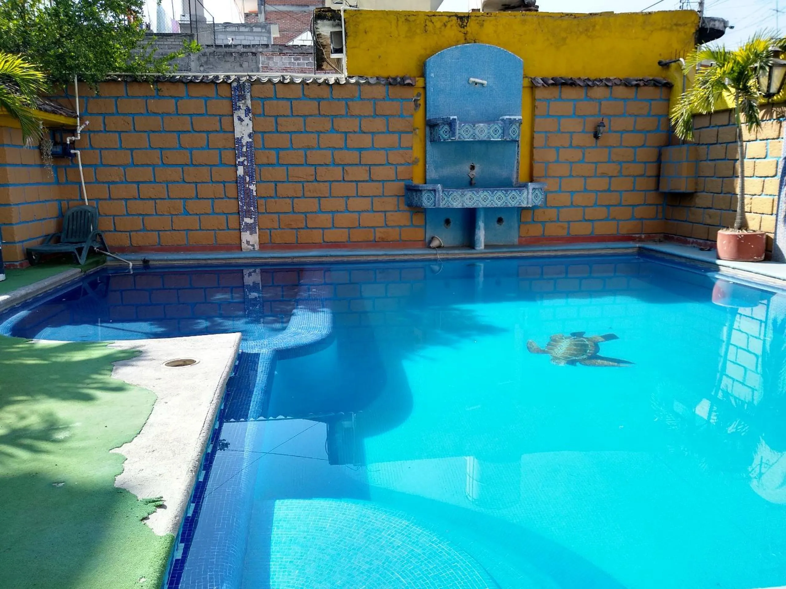 Swimming pool in Hotel Real Jojutla