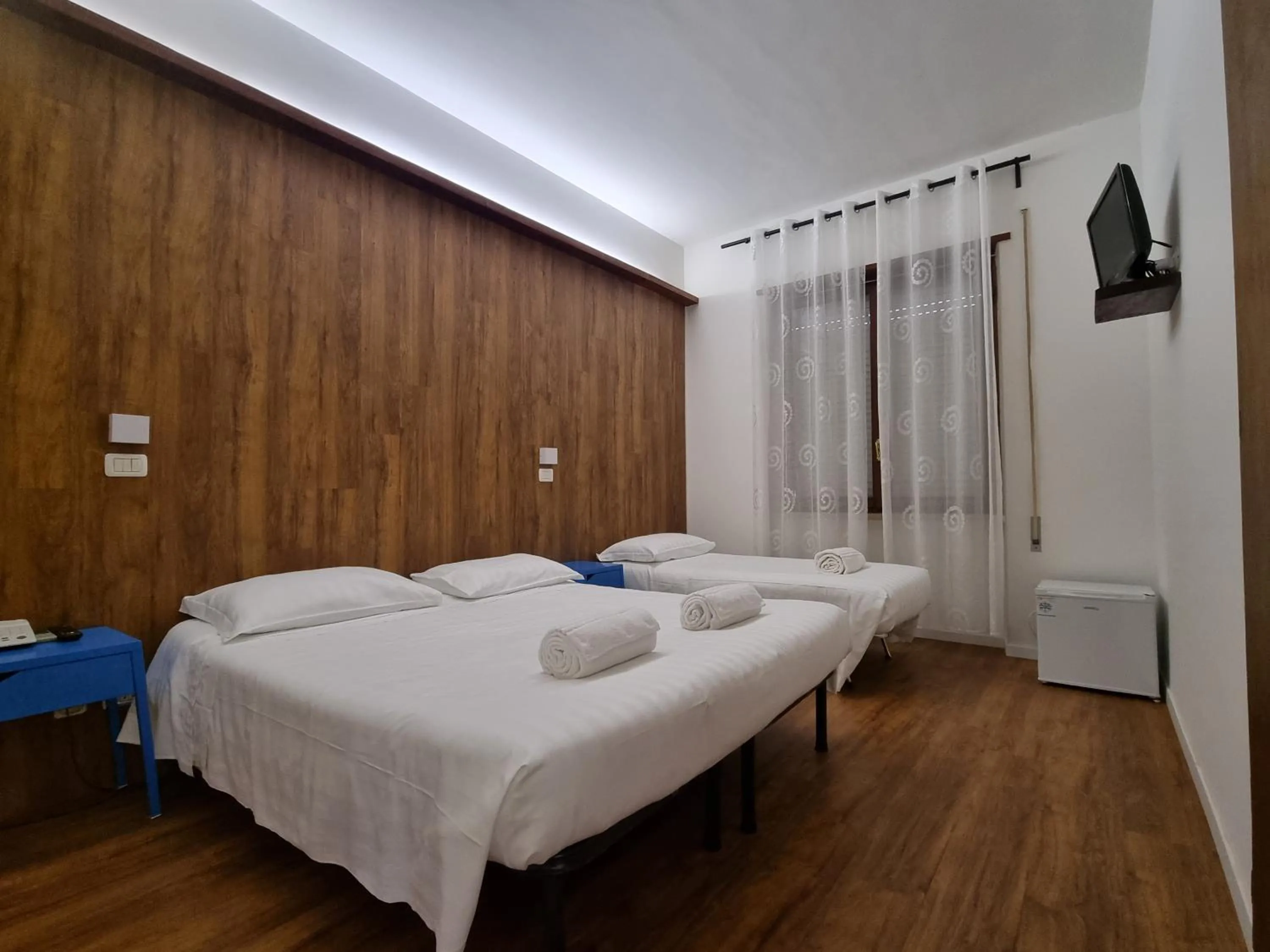 Triple Room in Borghetto Hotel