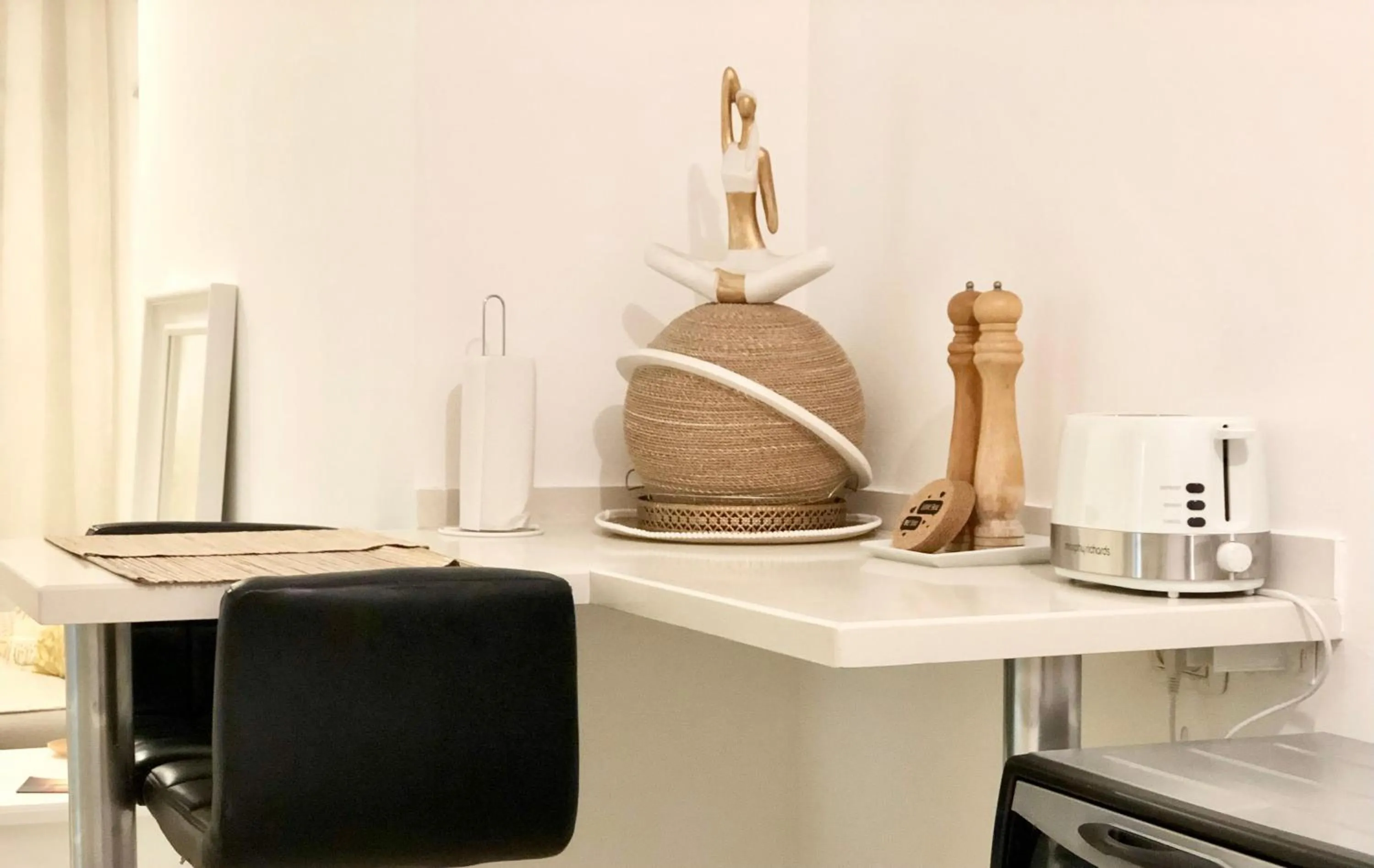 Dining area in Stylish Tel Aviv