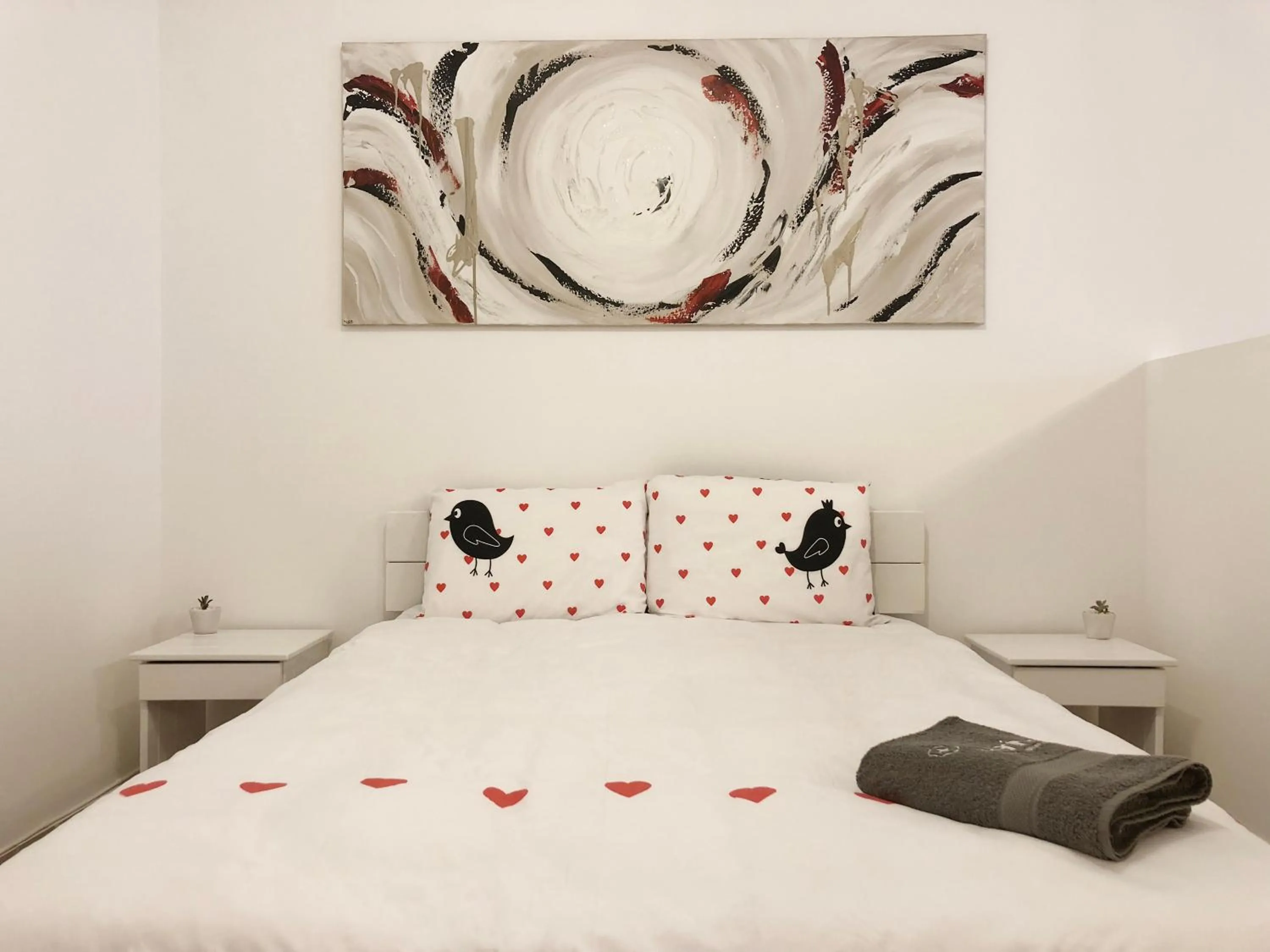 Bedroom, Bed in Stylish Tel Aviv