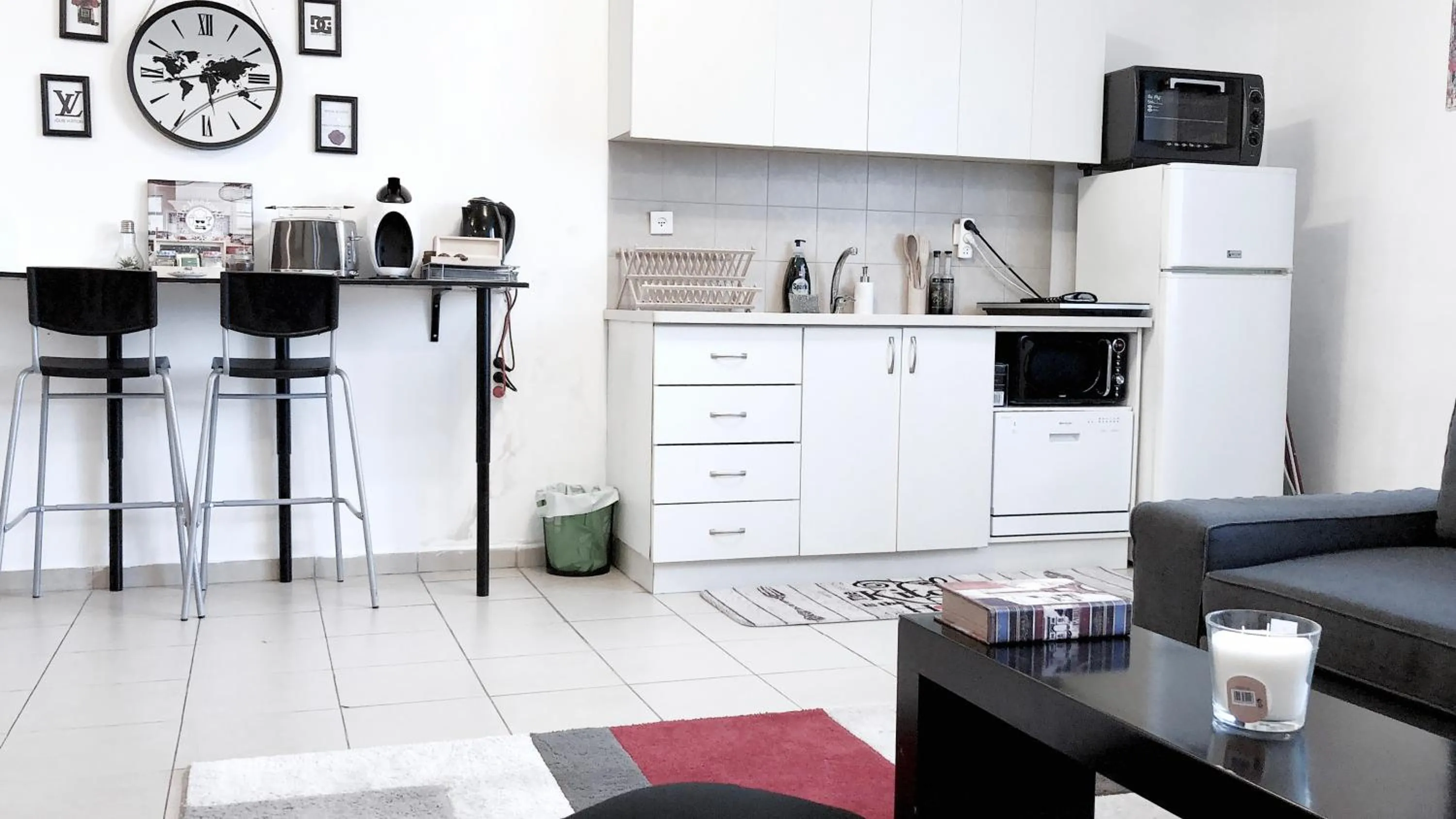 Coffee/tea facilities in Stylish Tel Aviv