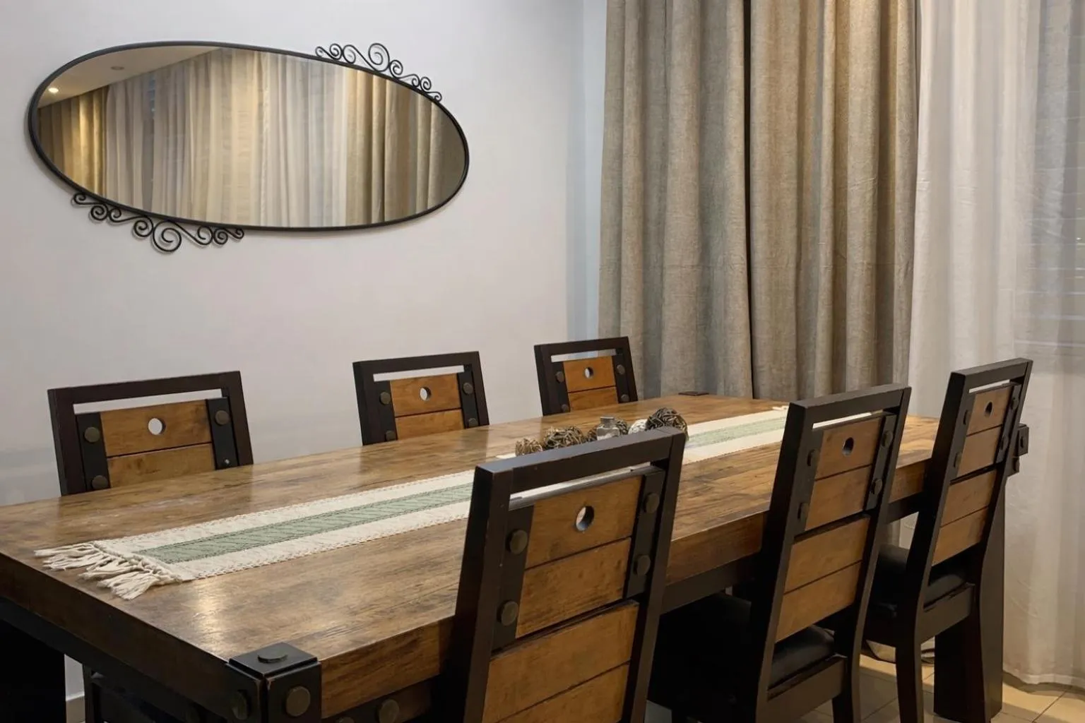 Dining area in Stylish Tel Aviv