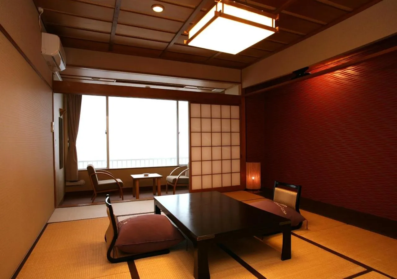 Photo of the whole room in Atagawa Yamatokan
