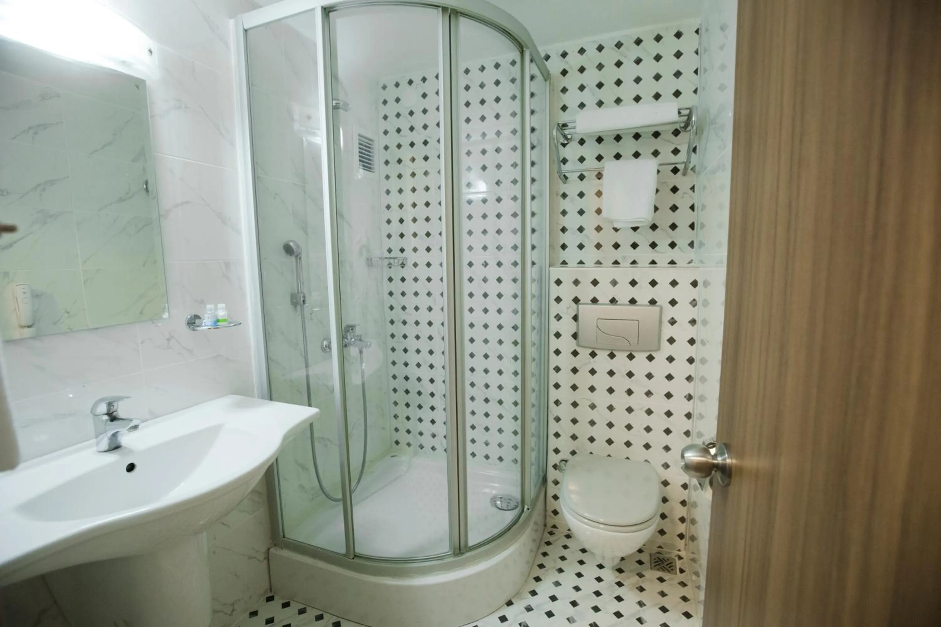 Bathroom in Piskin Hotel