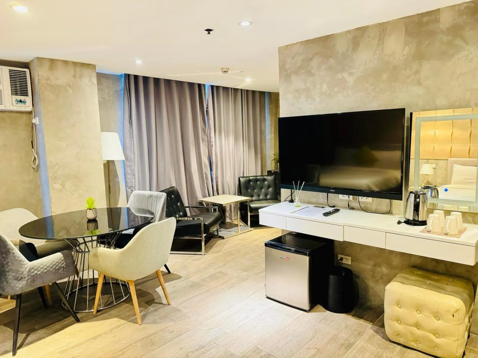 City Park Hotel Residences