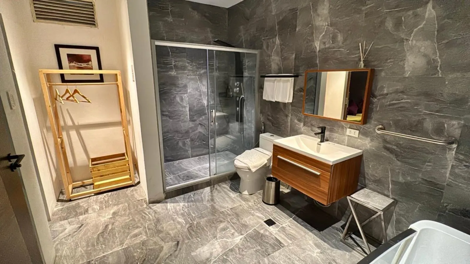 City Park Hotel Residences