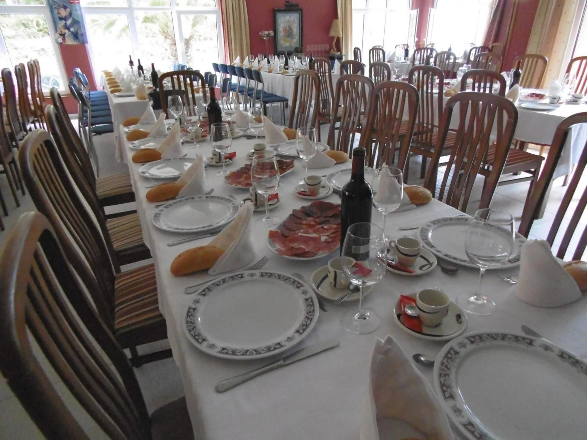 Lounge or bar in Hotel Azpiazu