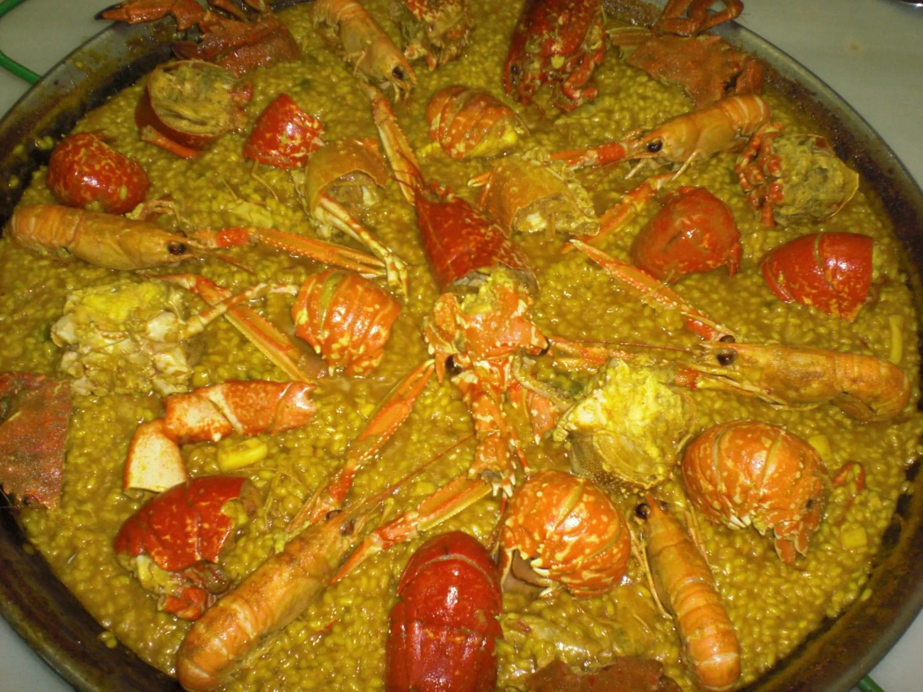 Food and drinks in Hotel Azpiazu