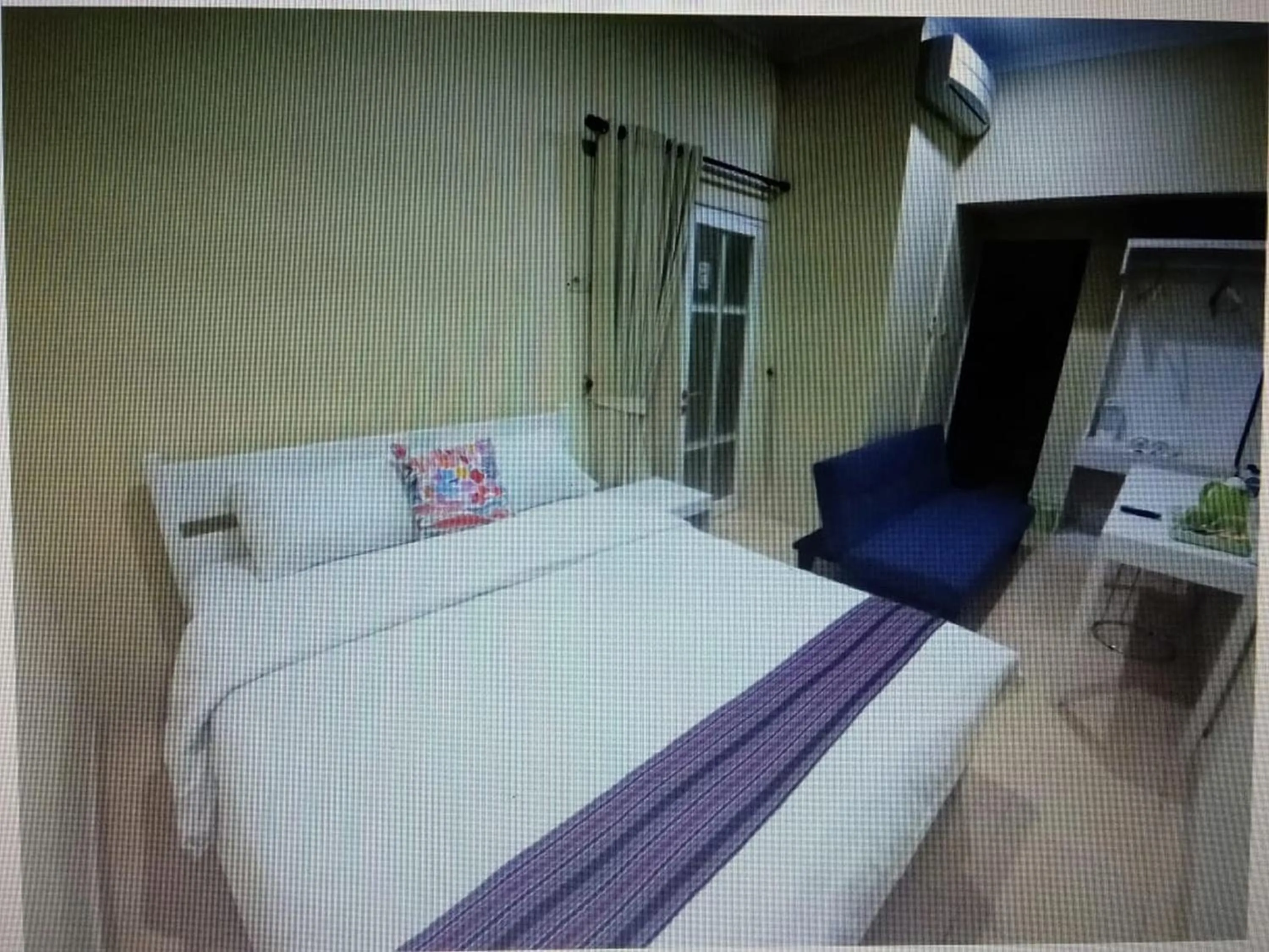 Bedroom, Bed in Omah Inap D24 Syariah near Universitas Aisyiah Yogyakarta Mitra RedDoorz