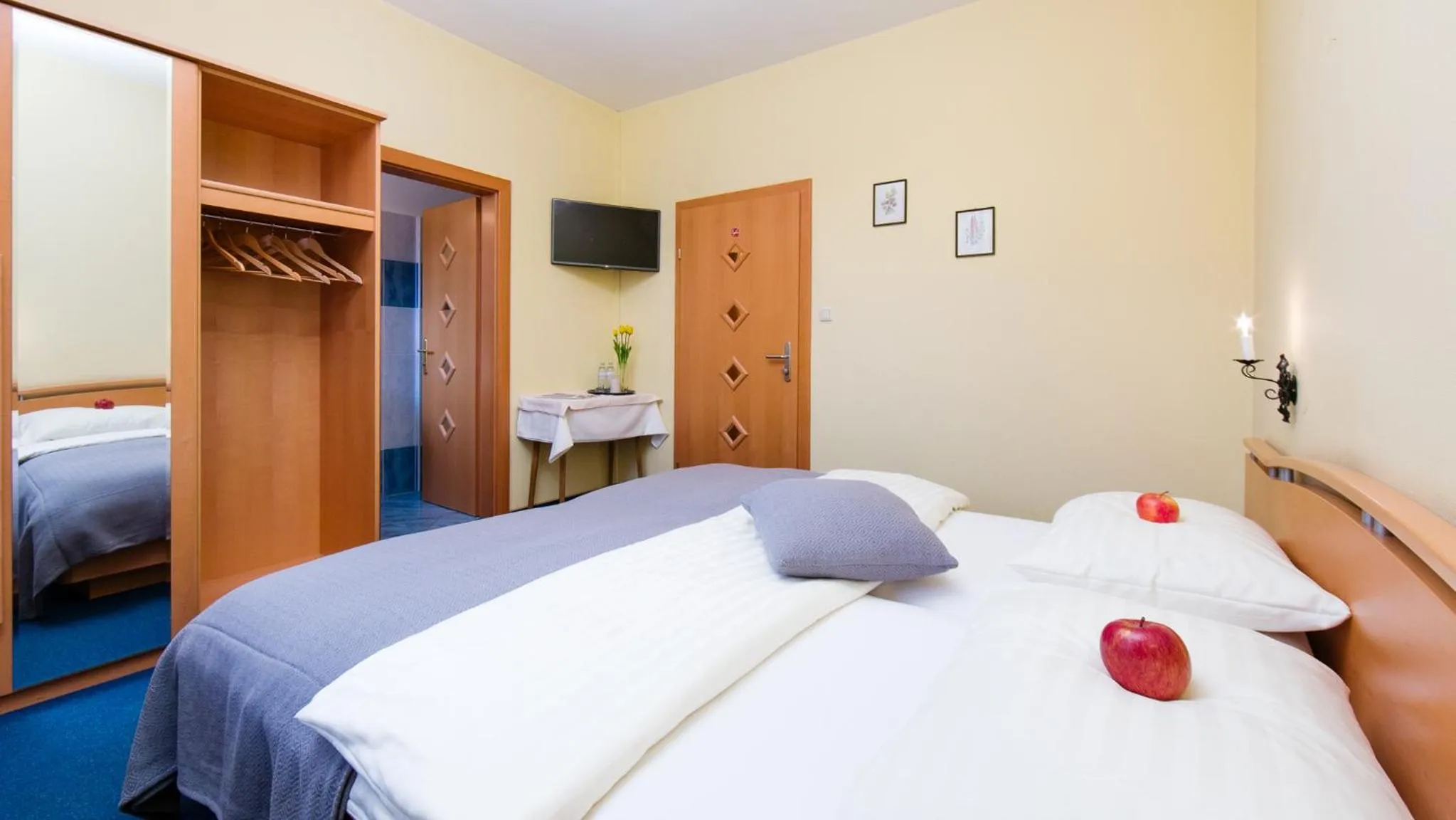 Photo of the whole room, Bed in Familiengut Ertlhof