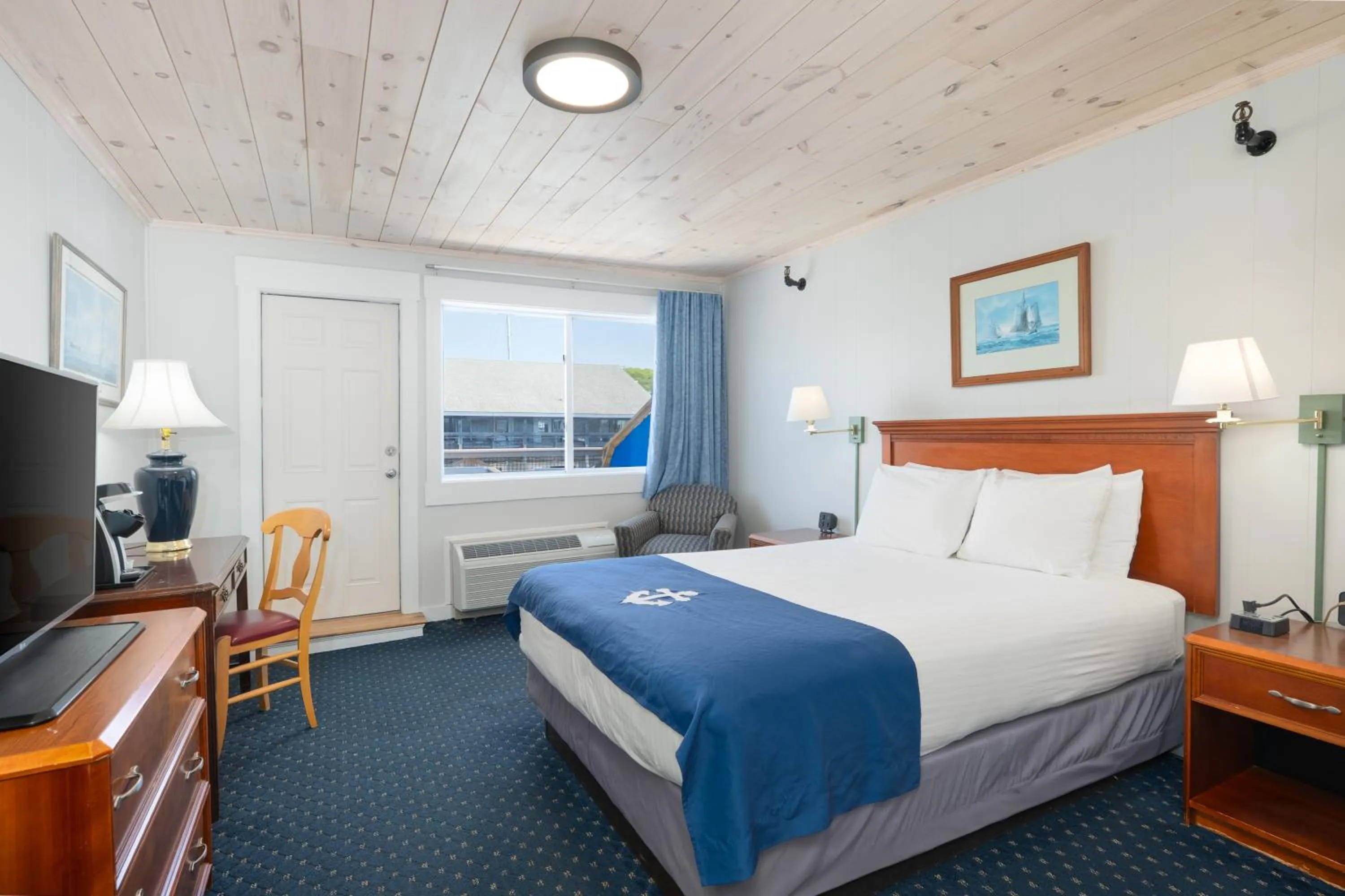 Bedroom, Bed in Fisherman's Wharf Inn