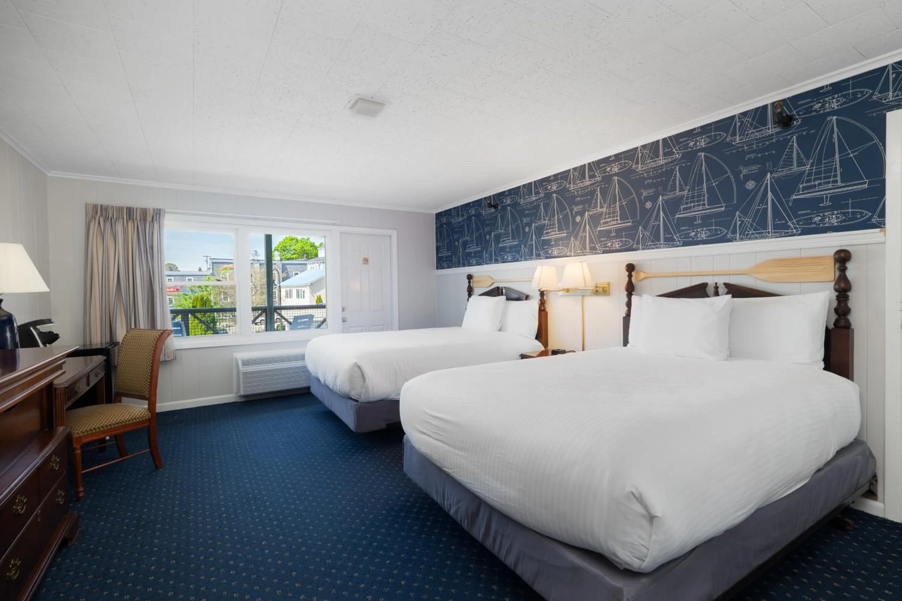 Bed in Fisherman's Wharf Inn