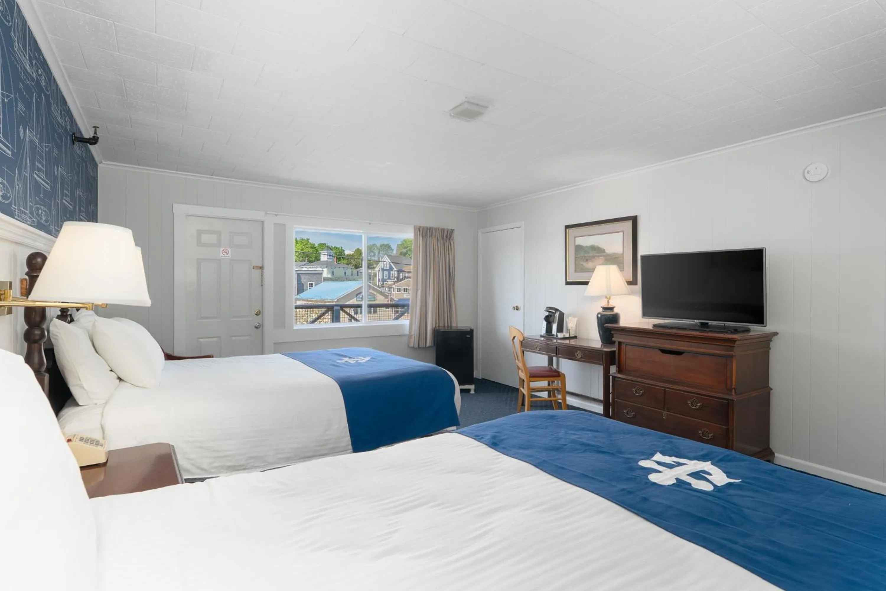 Bedroom, Bed in Fisherman's Wharf Inn