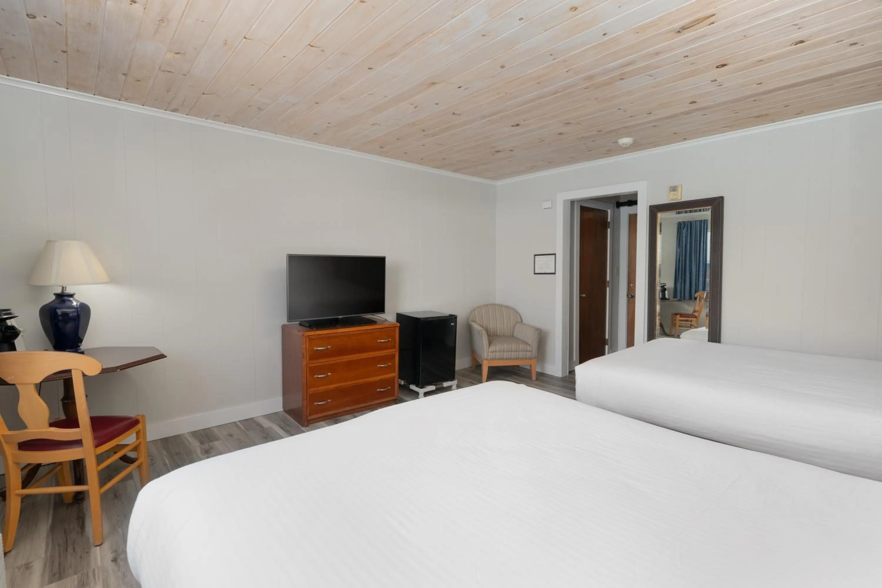 Bedroom, Bed in Fisherman's Wharf Inn