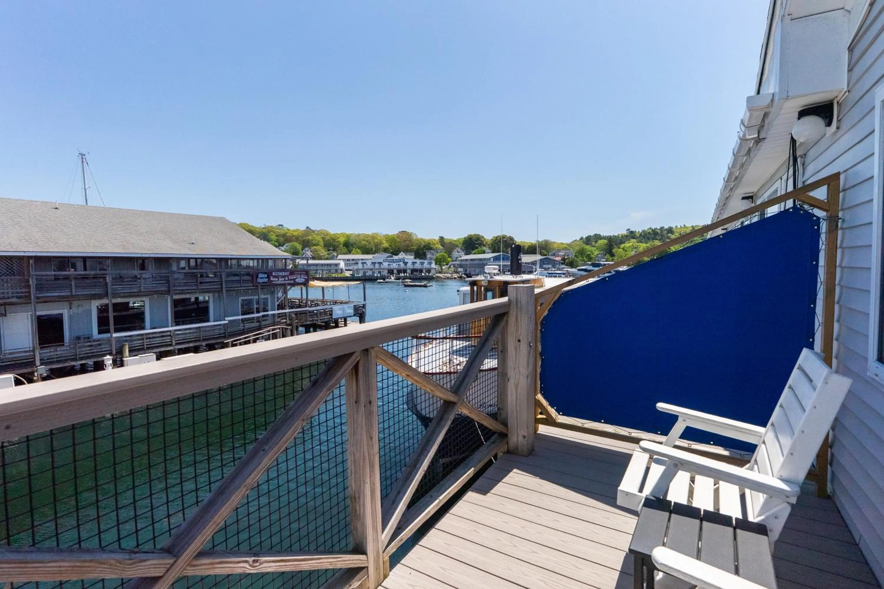 Balcony/Terrace in Fisherman's Wharf Inn