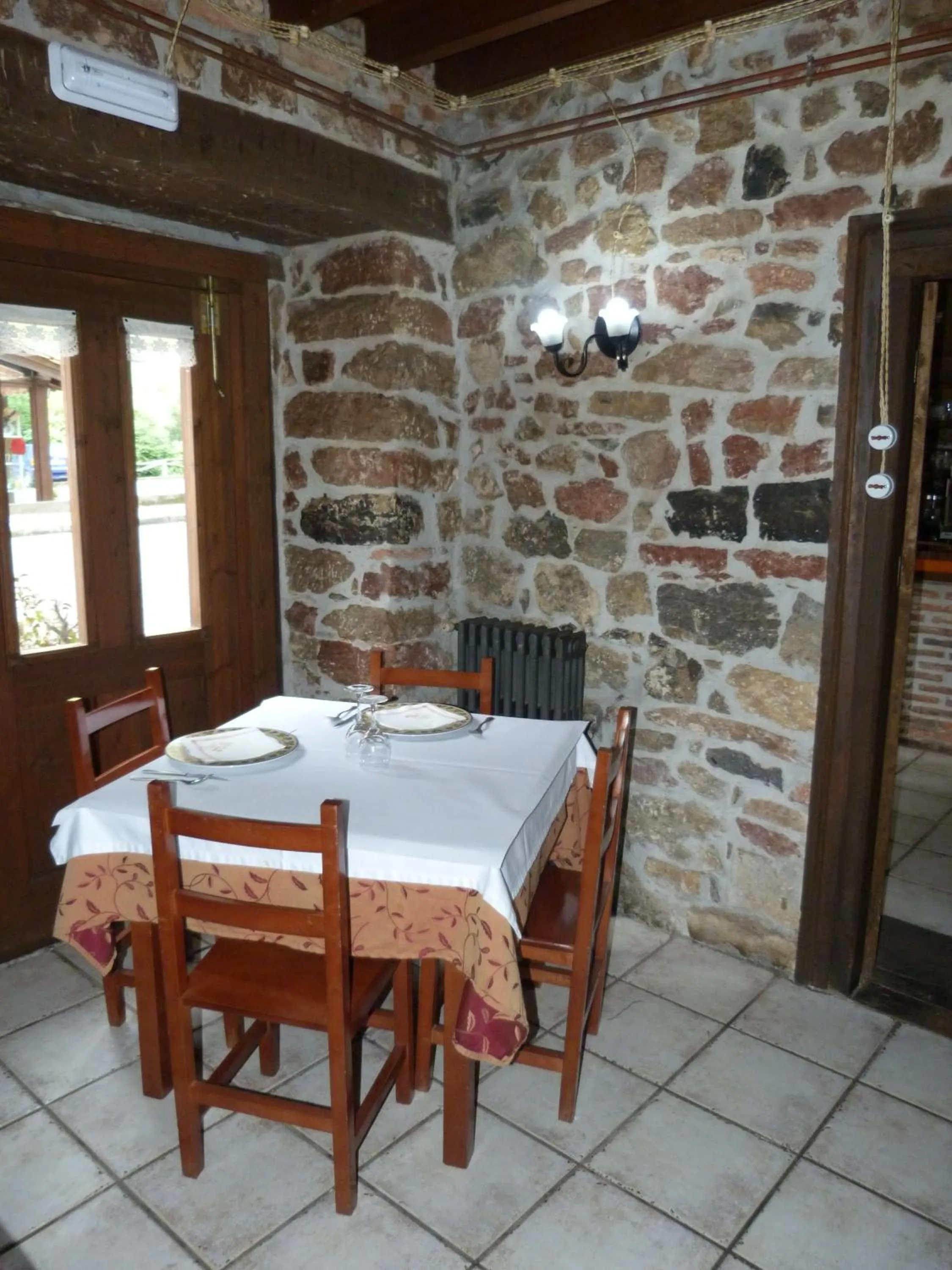 Restaurant/places to eat in Hotel Rural Los Texos
