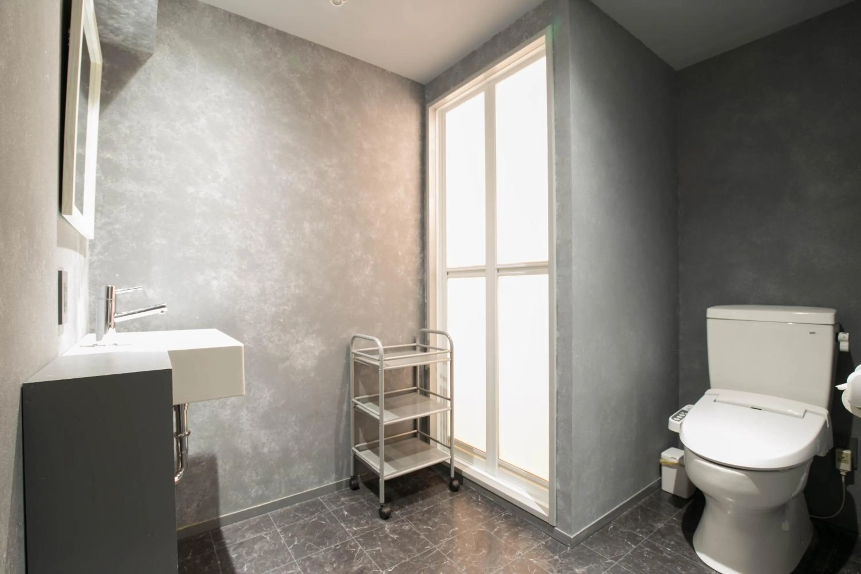 Toilet in Hakata apartment