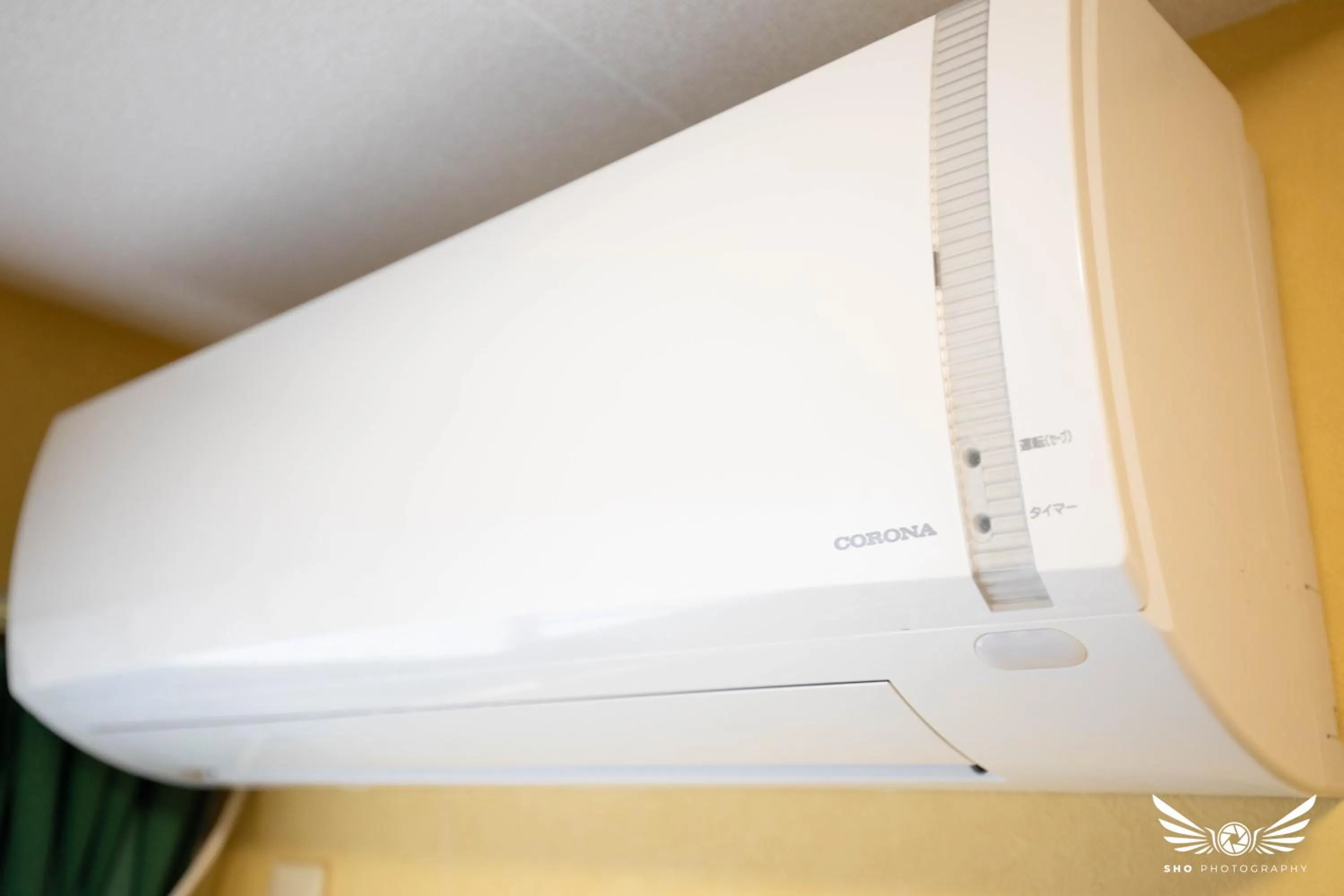 air conditioner in Hakata apartment
