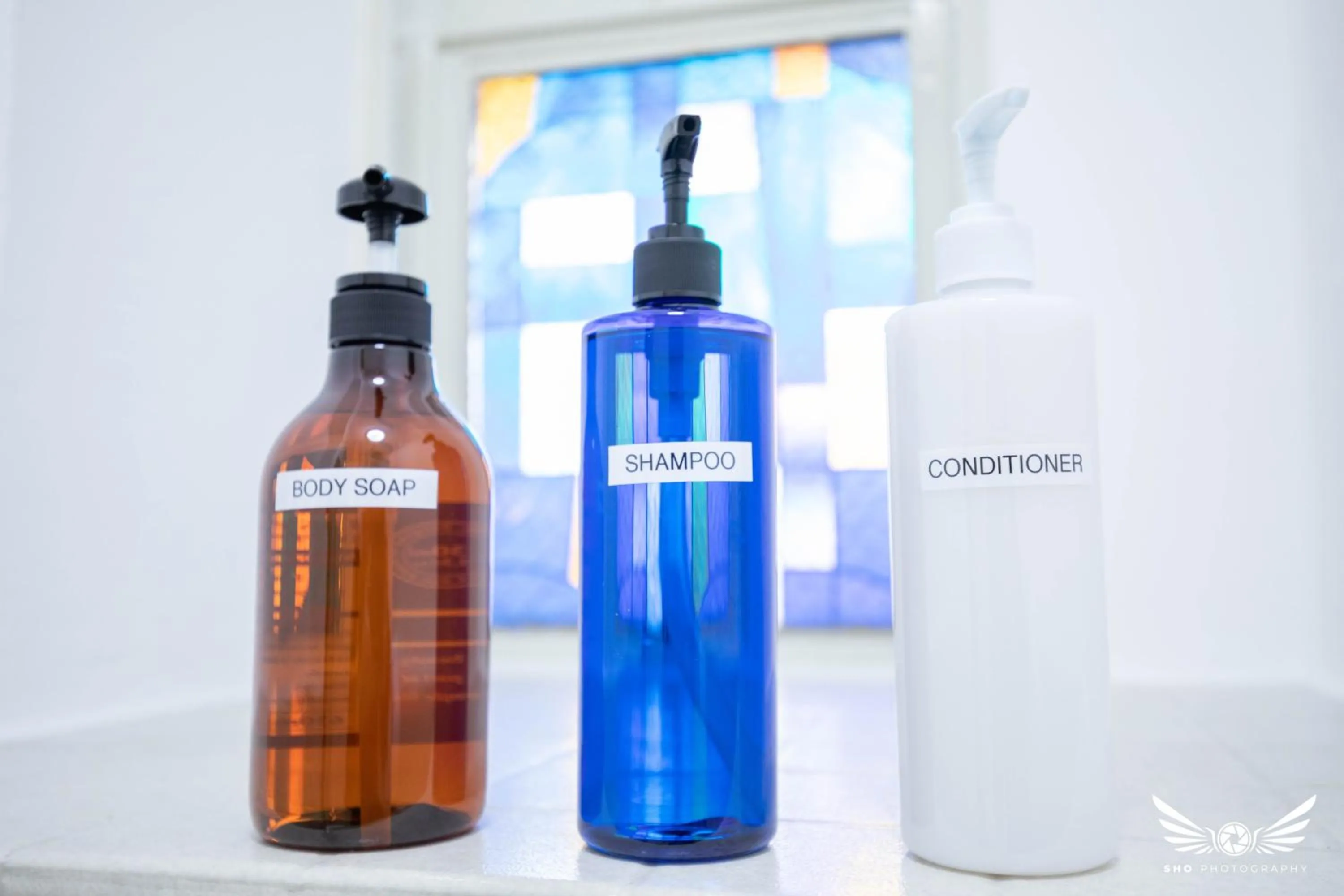 Text overlay in Hakata apartment