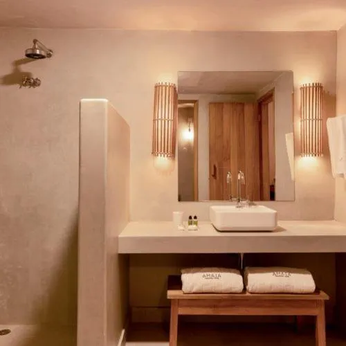 Bathroom in Amaia Trancoso Hotel