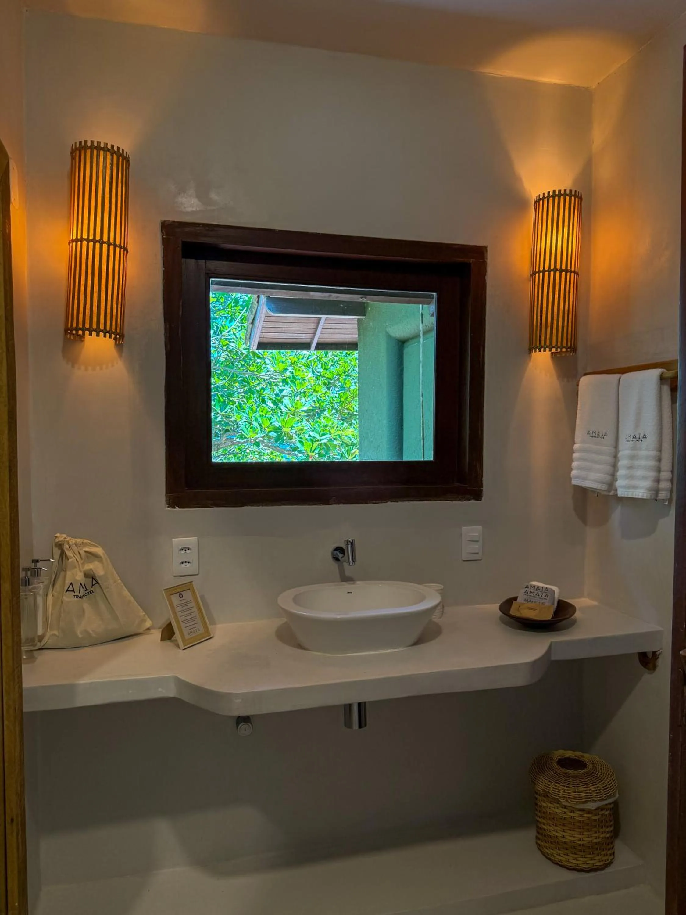 Bathroom in Amaia Trancoso Hotel
