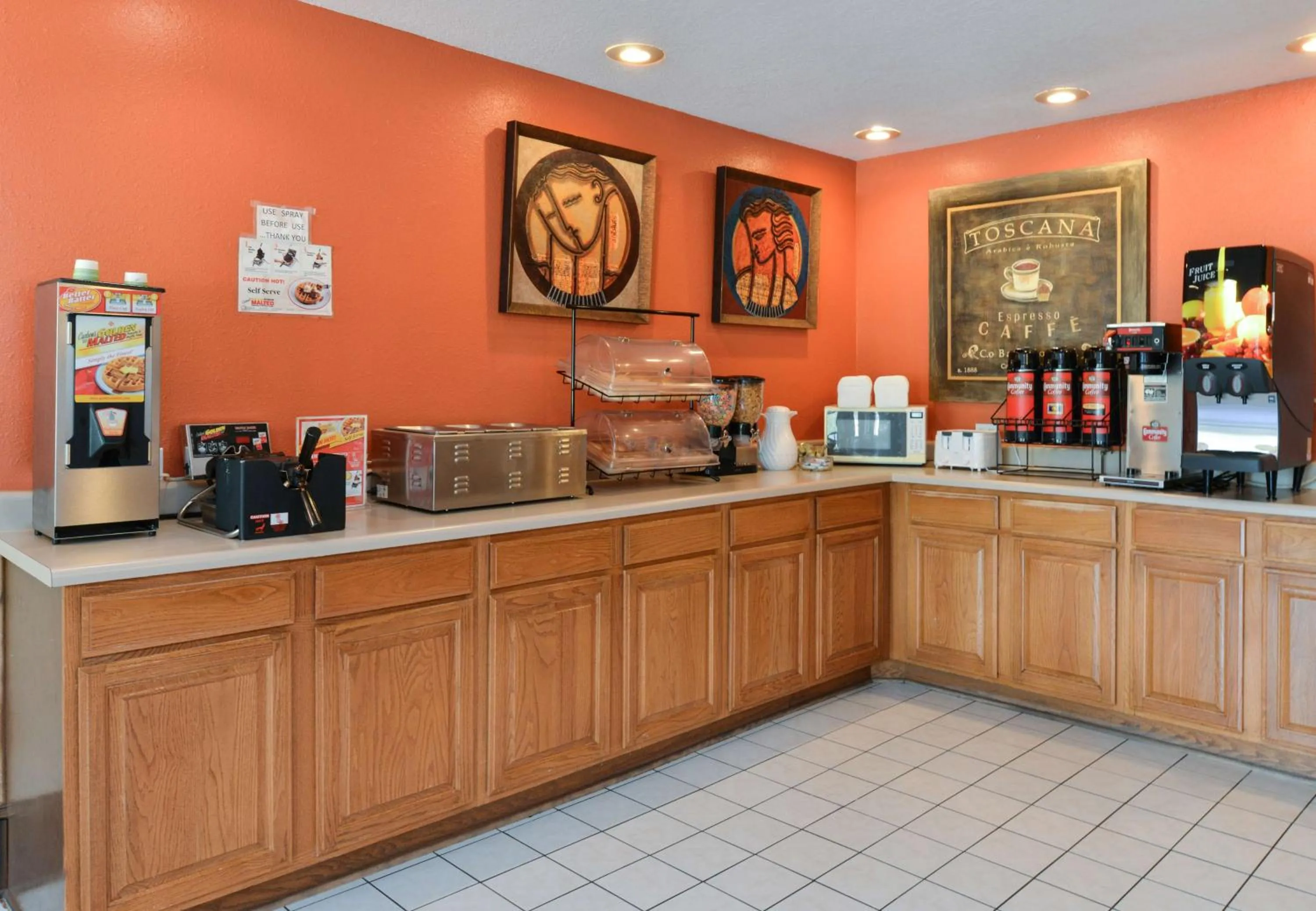 Restaurant/Places to Eat in Americas Best Value Inn Kinder