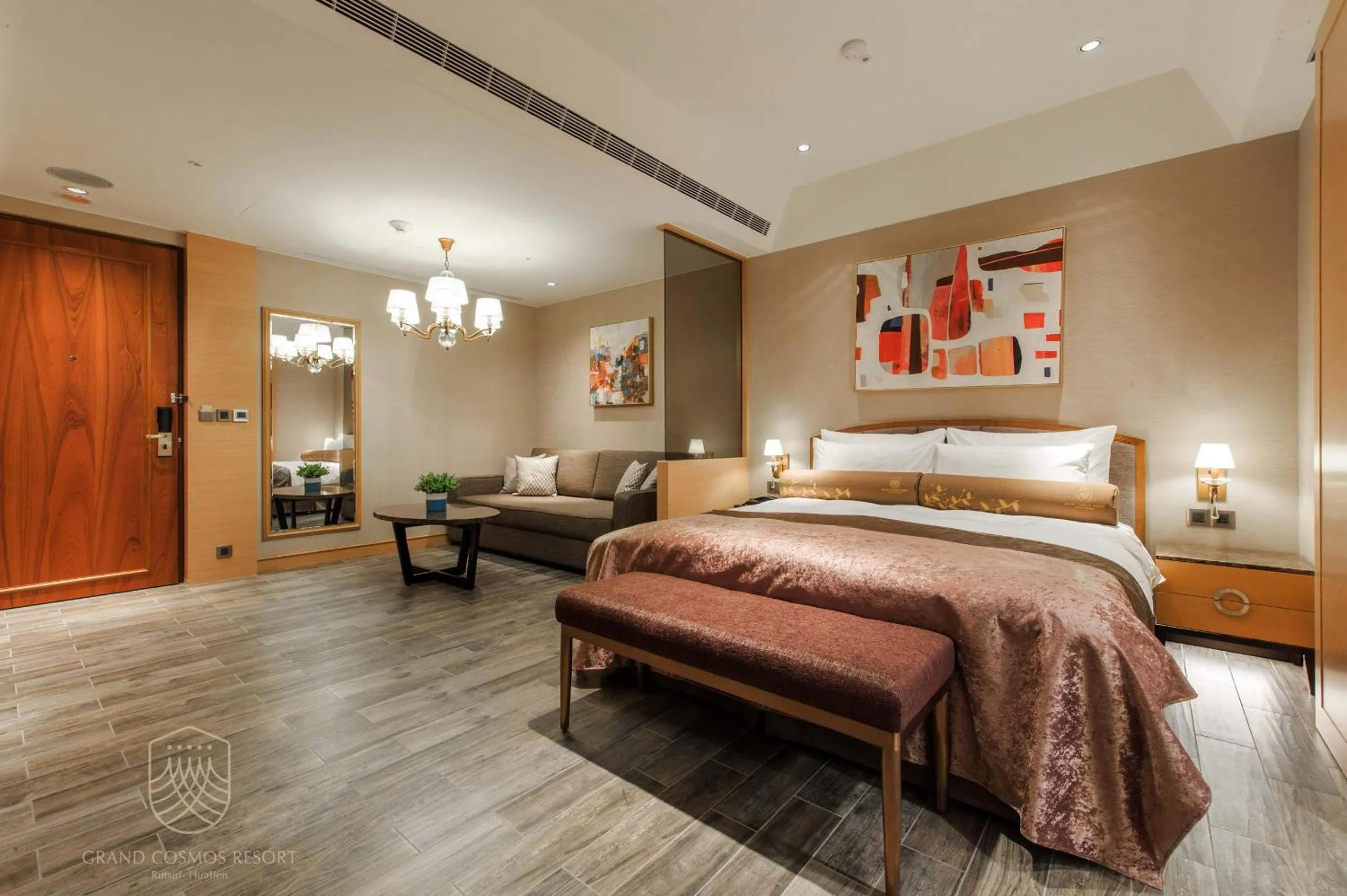Living room, Bed in Grand Cosmos Resort Ruisui Hualien