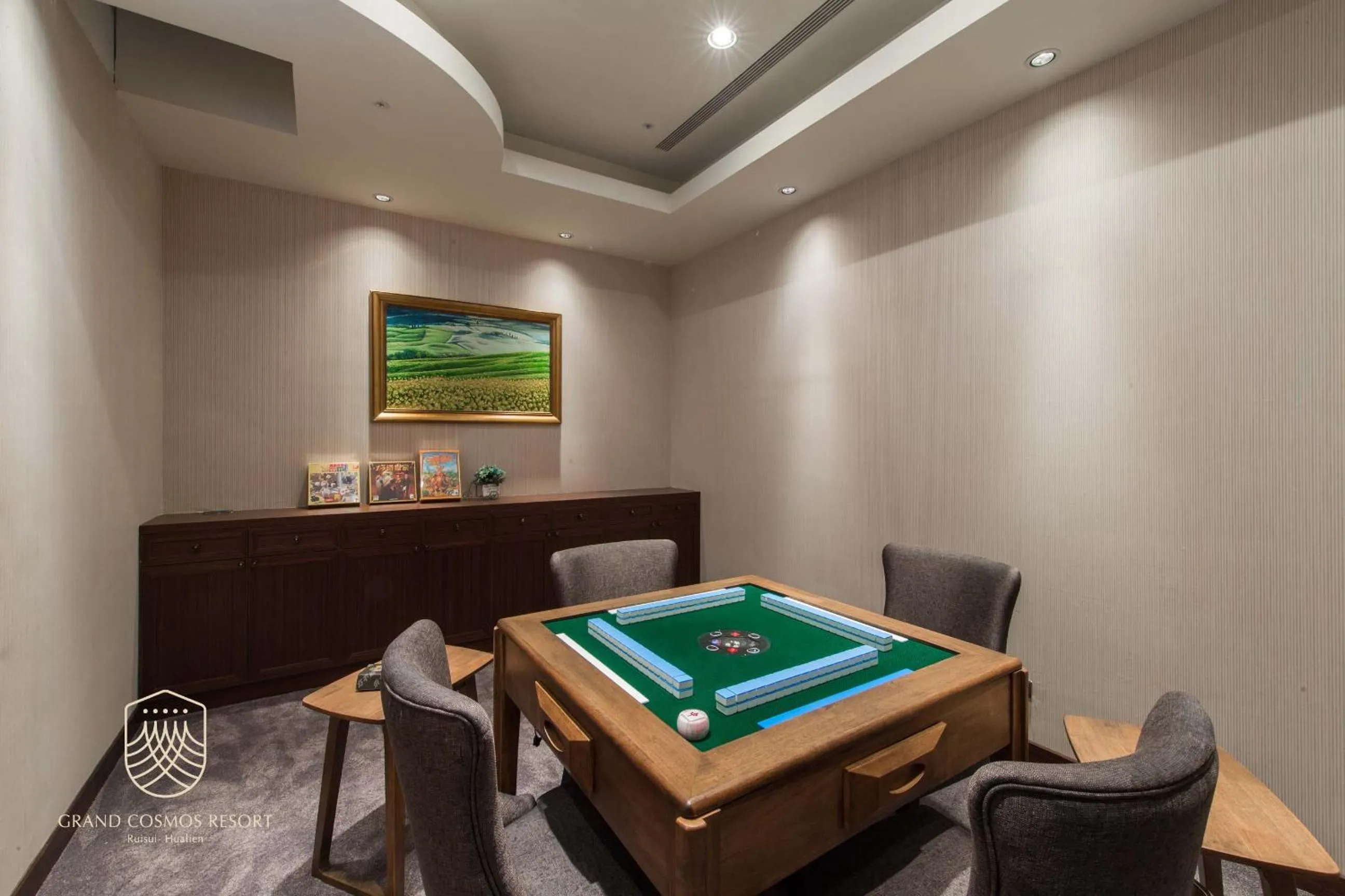 Evening entertainment in Grand Cosmos Resort Ruisui Hualien