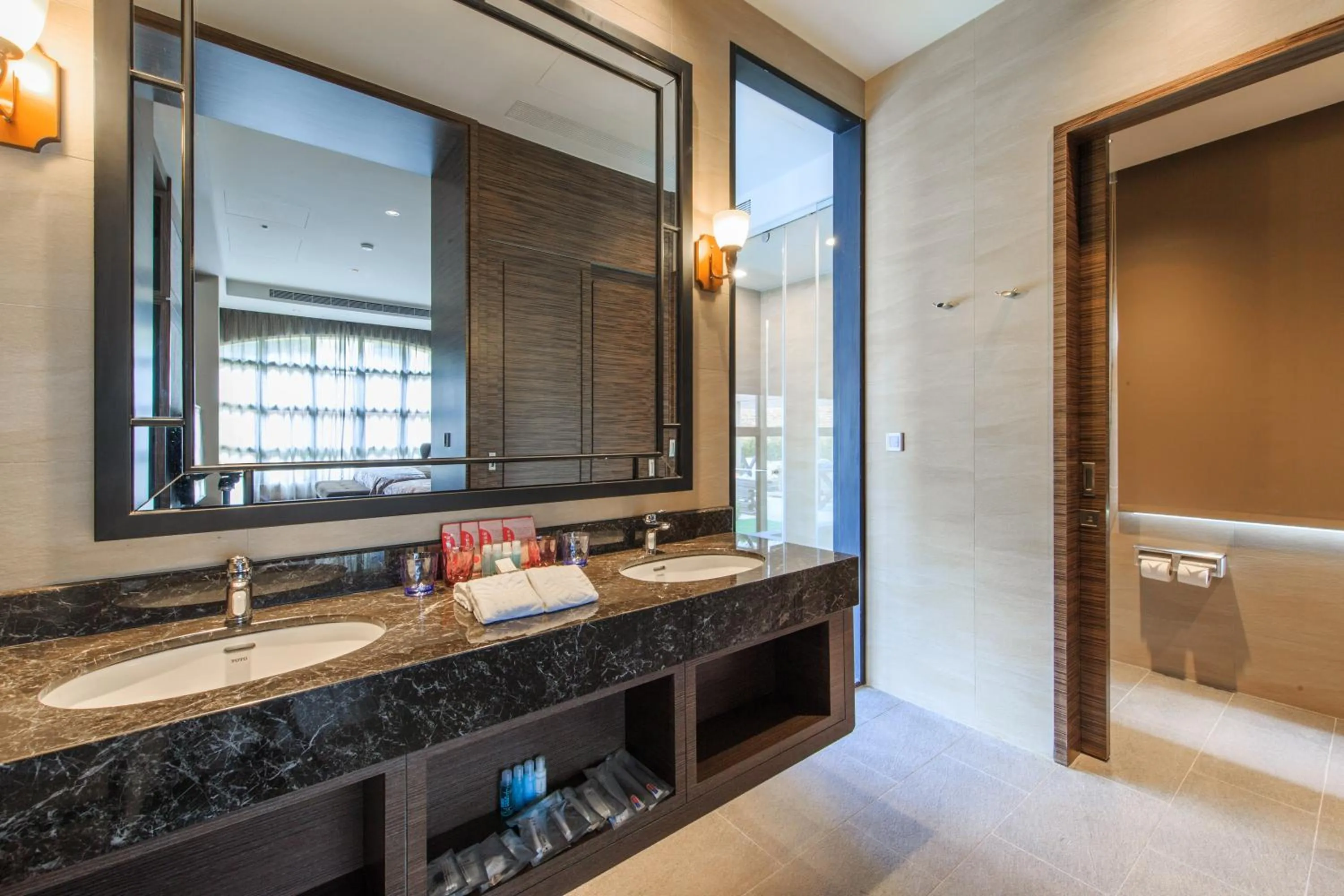 Toilet in Grand Cosmos Resort Ruisui Hualien