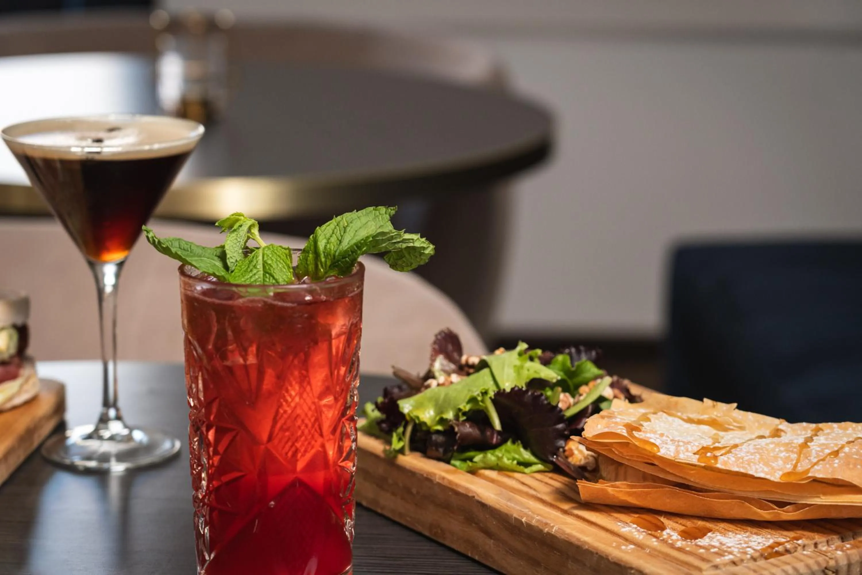 Restaurant/places to eat in Hotel do Chiado