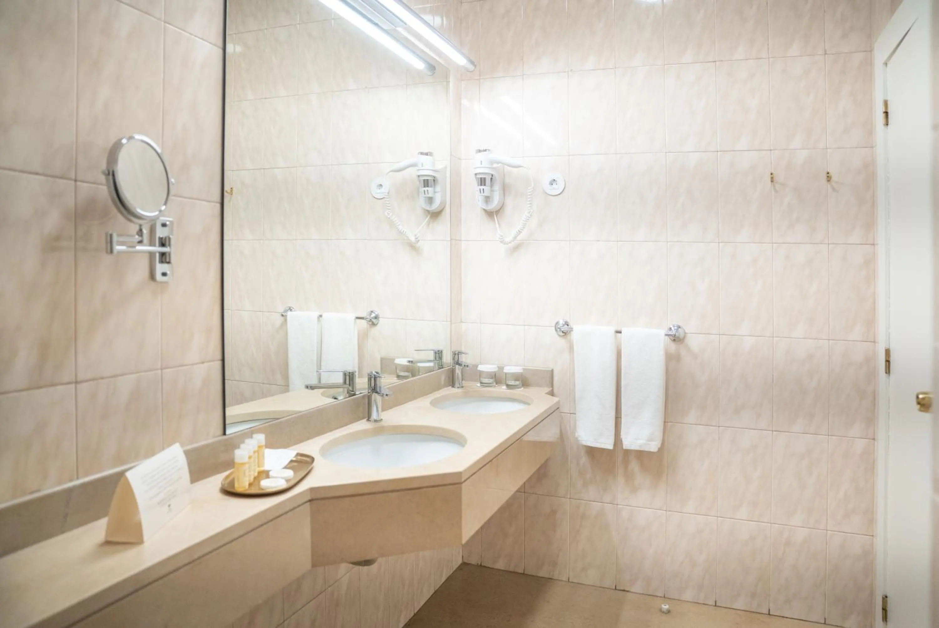 Toilet in Hotel Toural