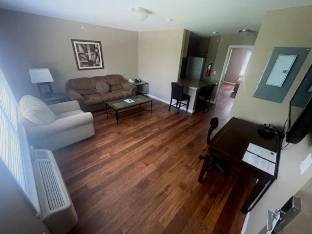 TV and multimedia in Bell's Extended Stay and Suites