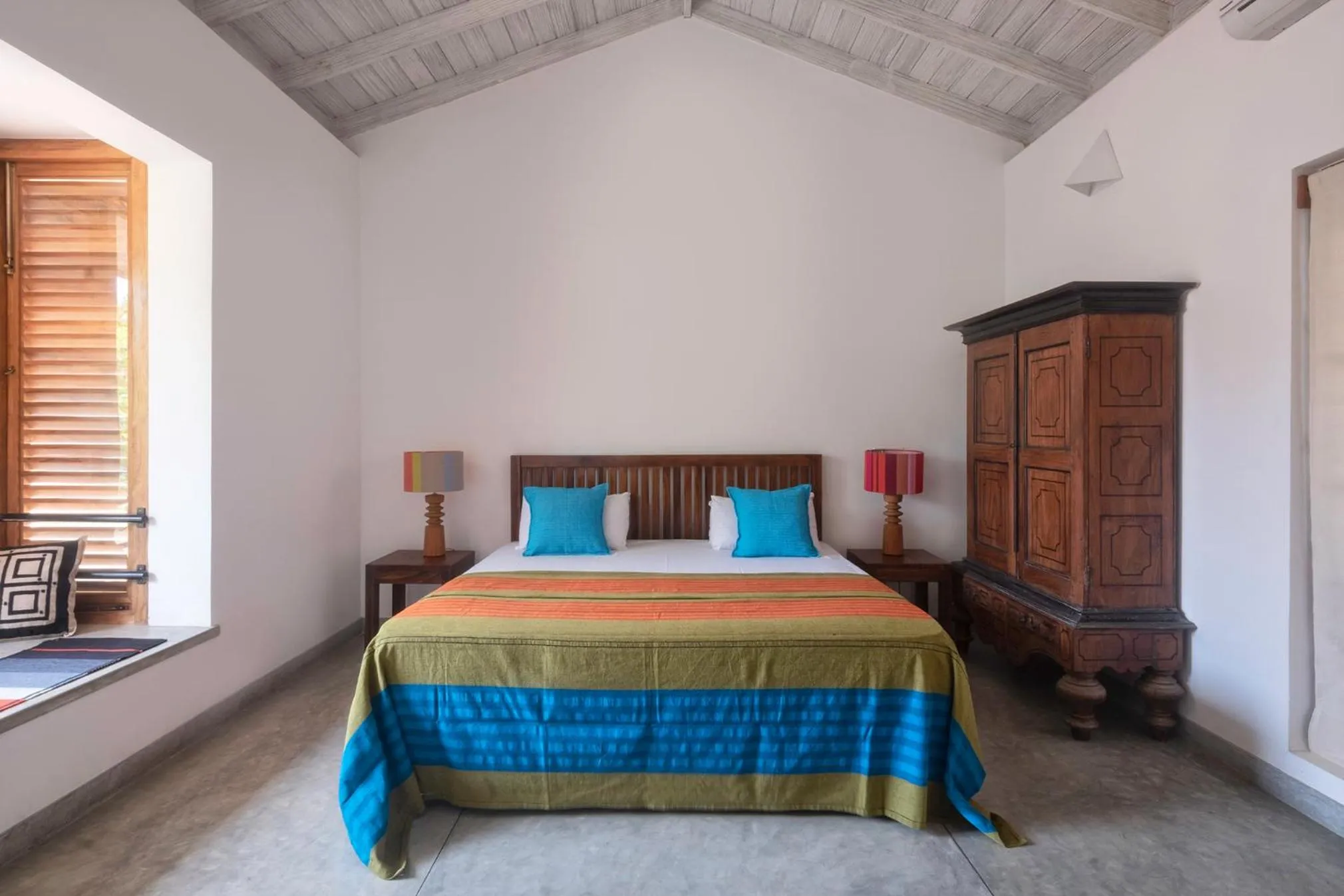 Bed in 50 CHURCH STREET - GALLE FORT