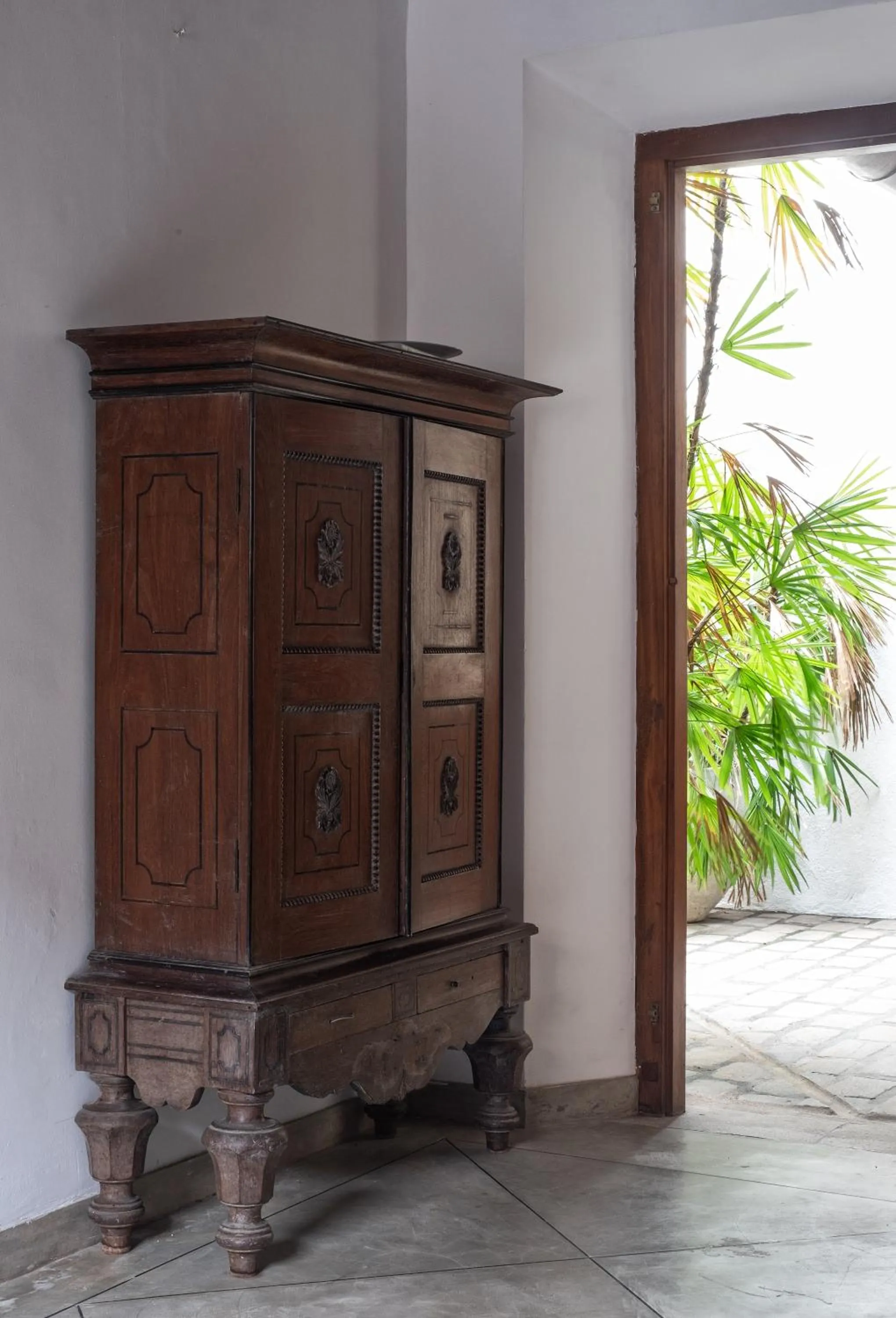 Decorative detail in 50 CHURCH STREET - GALLE FORT