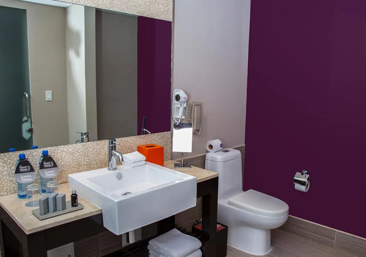 Bathroom in Megapolis Hotel Panama