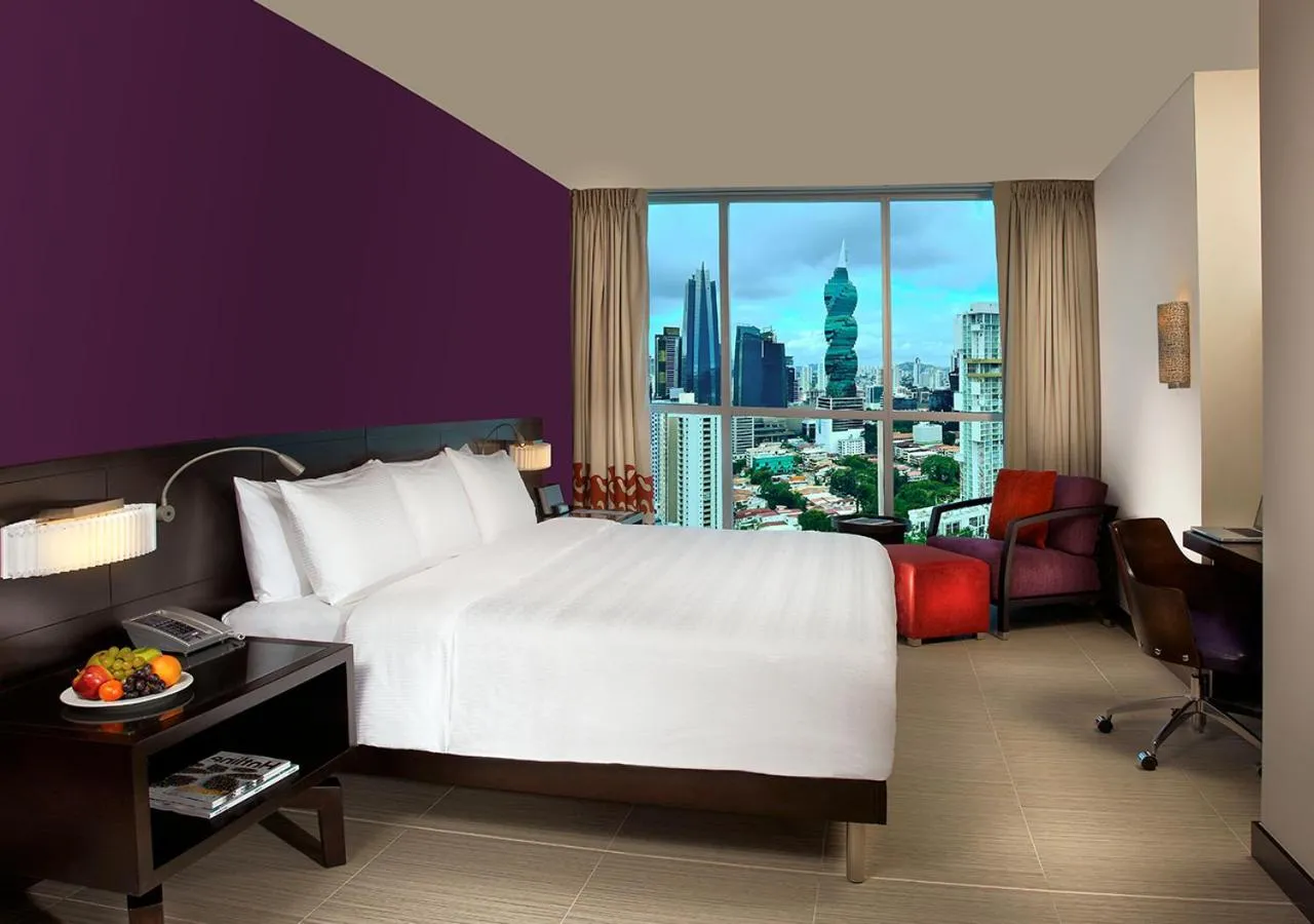 Bedroom, Bed in Megapolis Hotel Panama