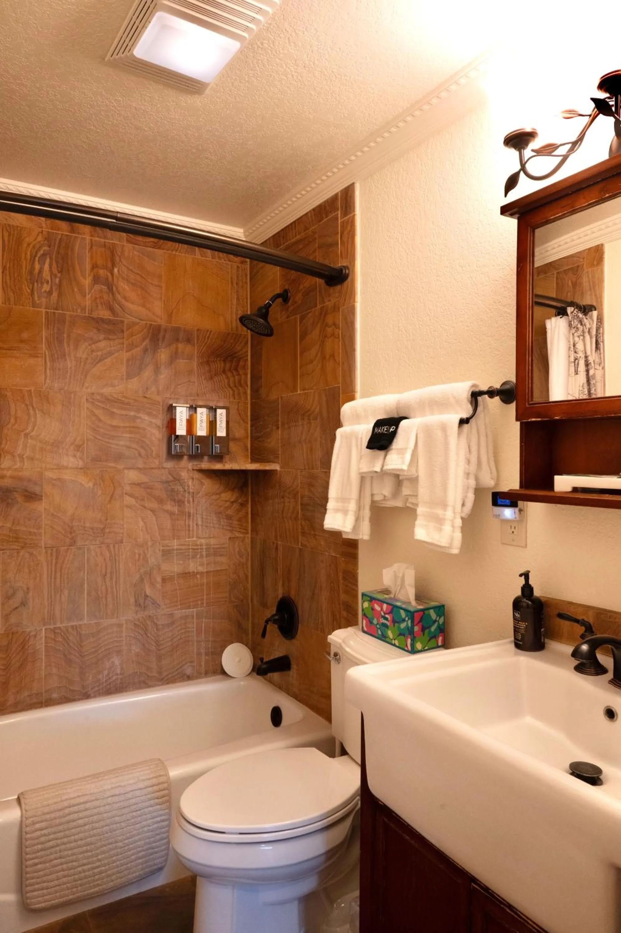 Yellowstone Gateway Inn