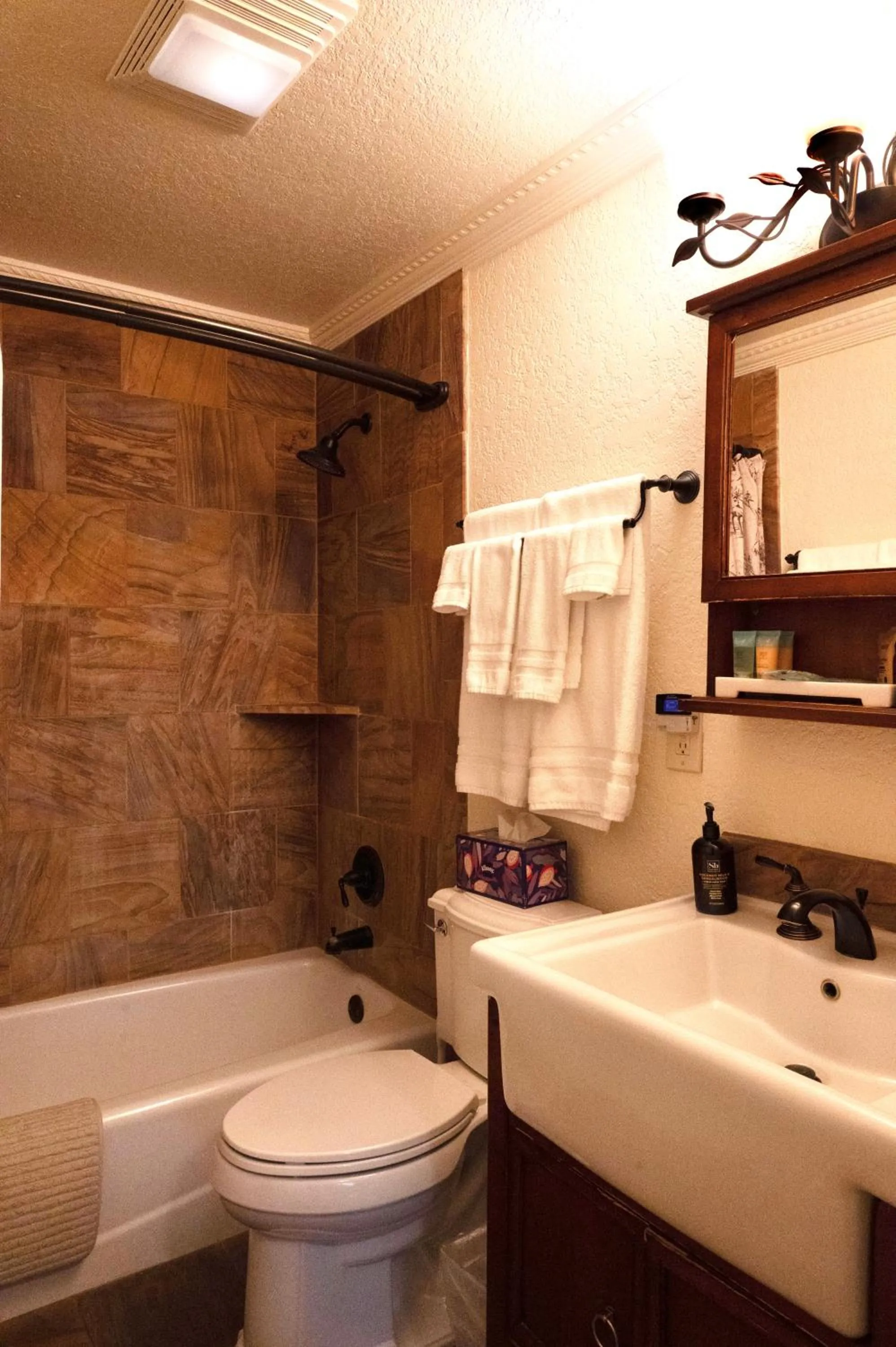 Yellowstone Gateway Inn