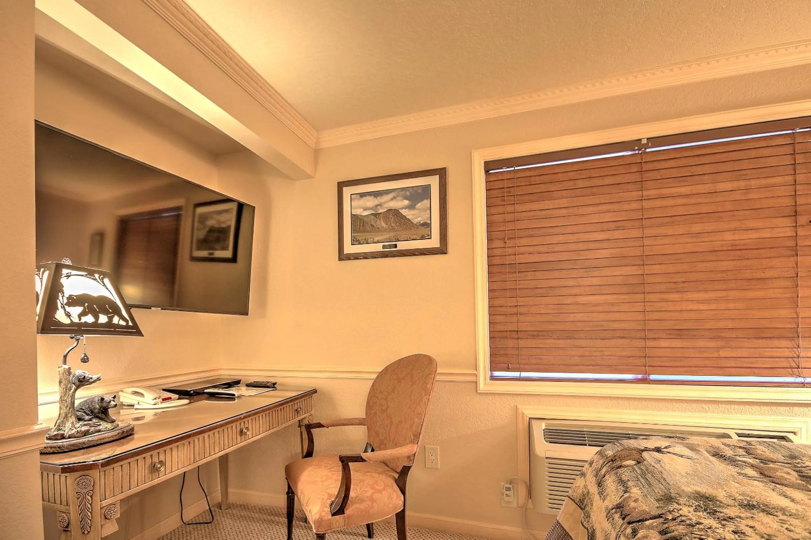 Yellowstone Gateway Inn