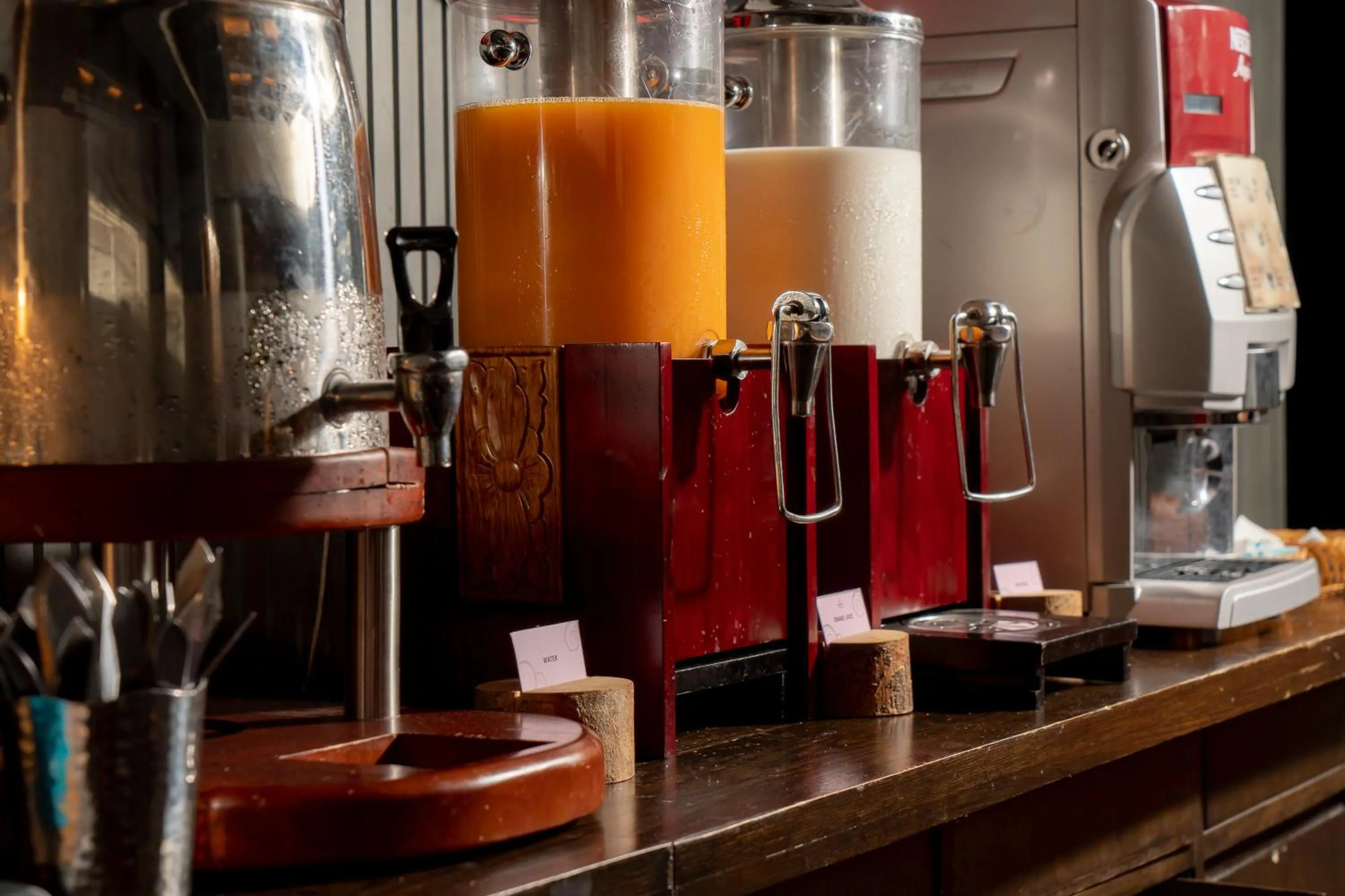 Drinks in La Petite Salil Sukhumvit 11