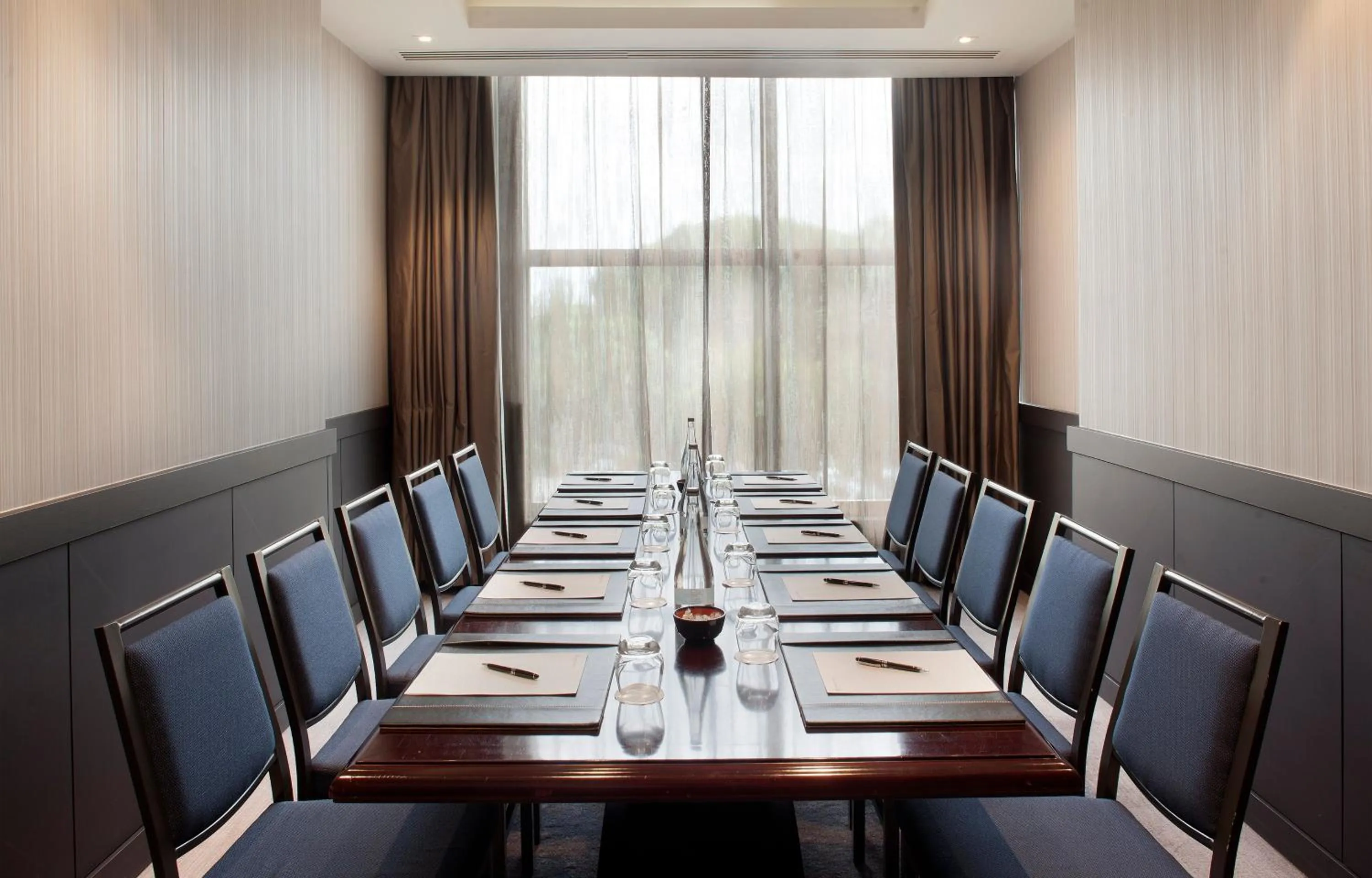 Meeting/conference room in InterContinental Lisbon by IHG