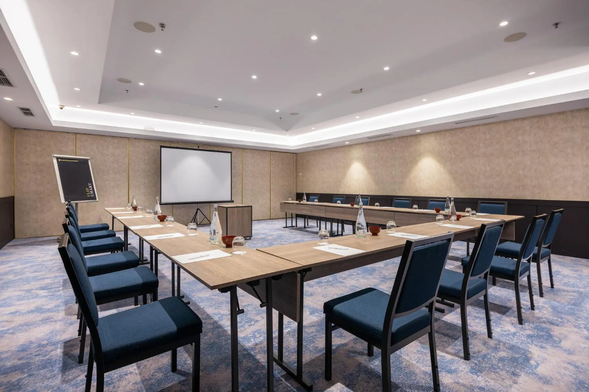 Meeting/conference room in InterContinental Lisbon by IHG