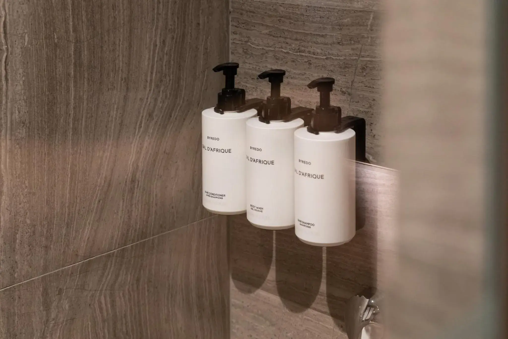 Classic Queen Room with River View in InterContinental Lisbon by IHG Classic Queen Room with River View in InterContinental Lisbon by IHG