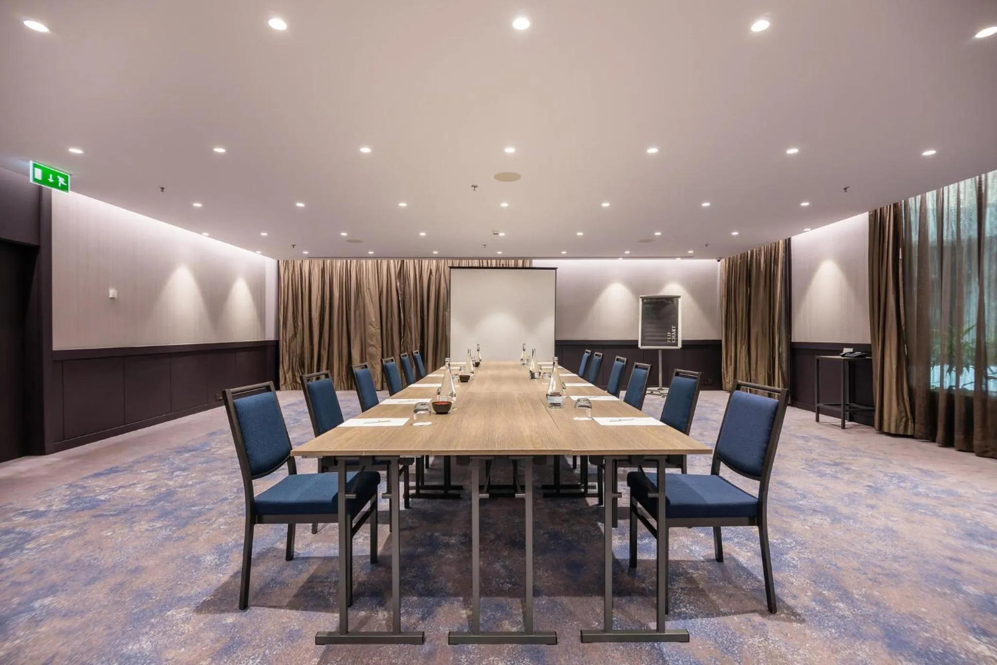 Meeting/conference room in InterContinental Lisbon by IHG