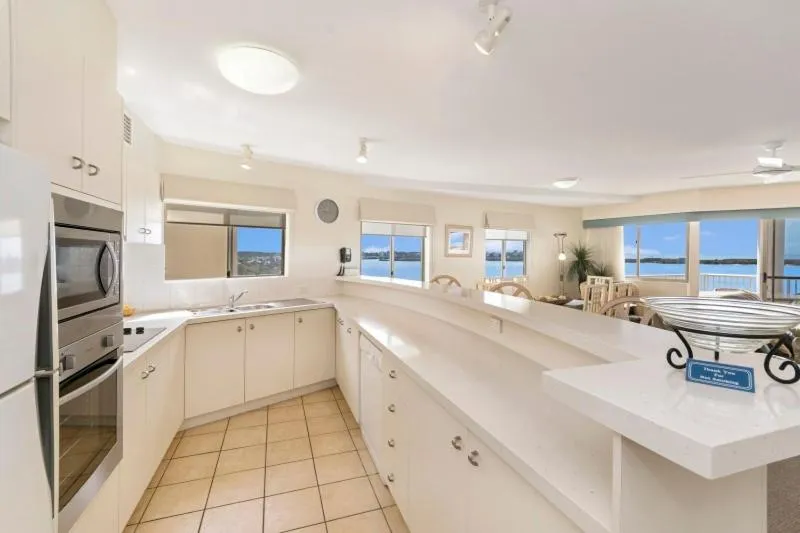 Kitchen or kitchenette in Riviere on Golden Beach