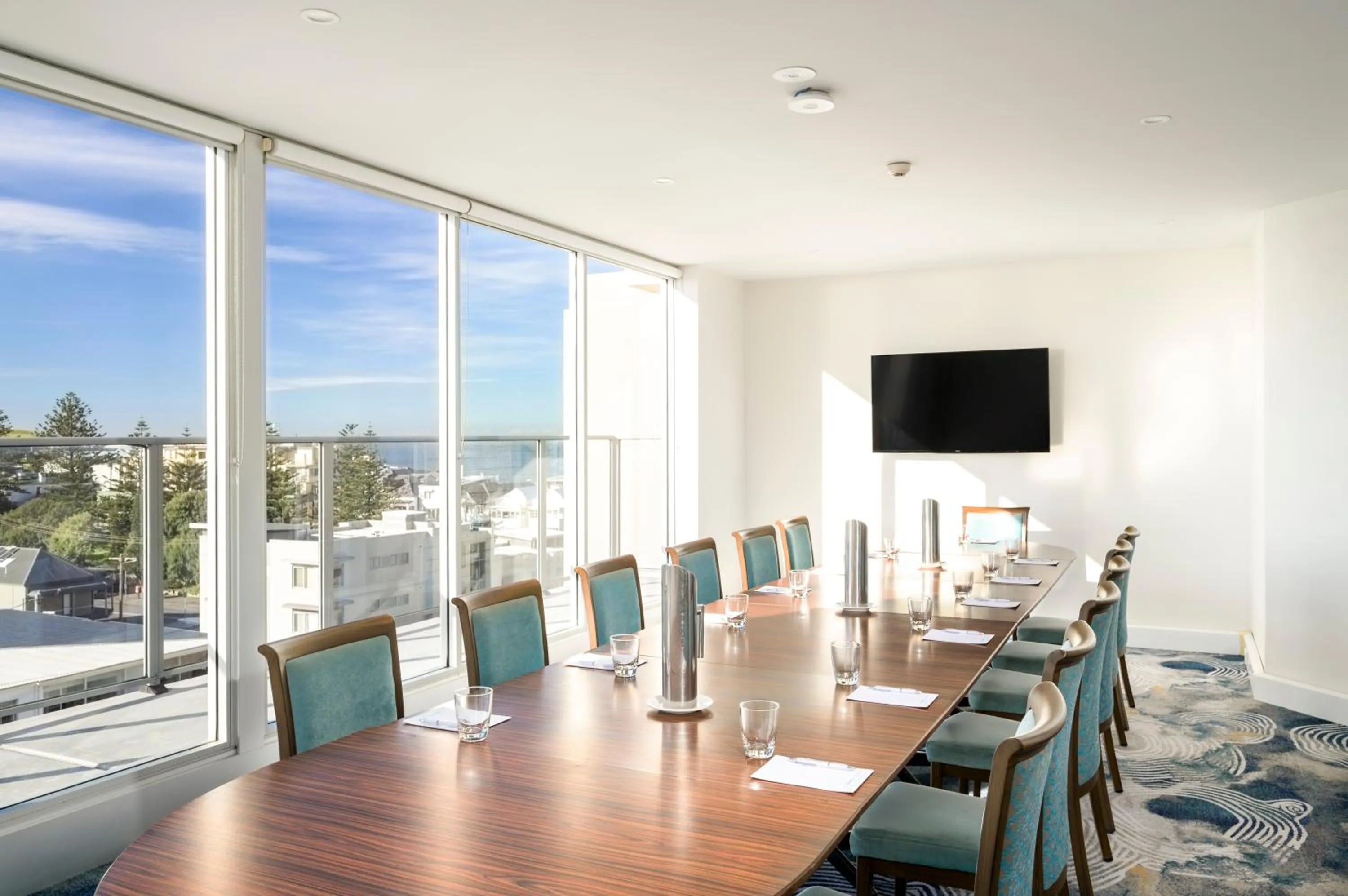 Meeting/conference room in Noah's On the Beach