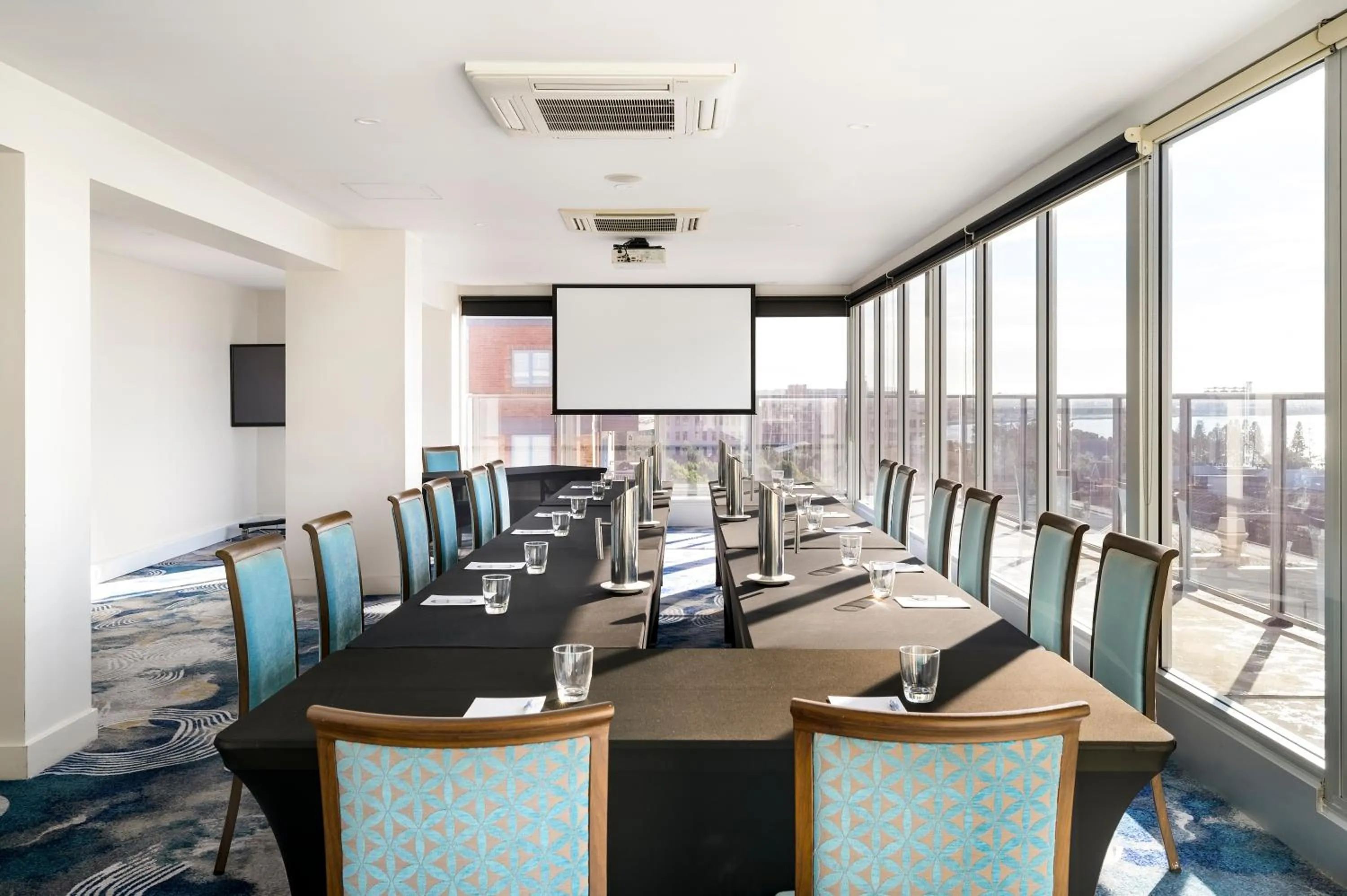 Meeting/conference room in Noah's On the Beach