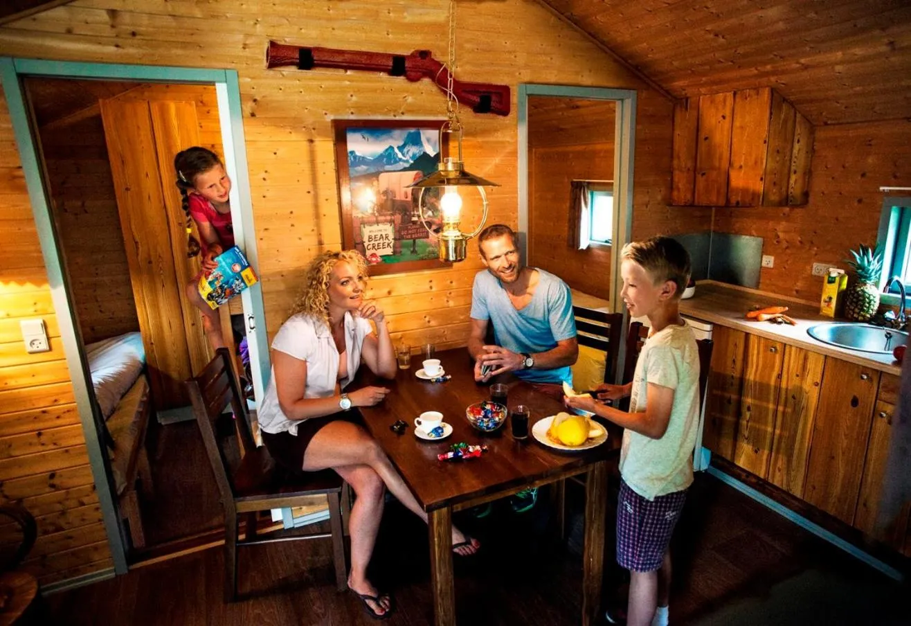 Area and facilities in LEGOLAND Wild West Cabins