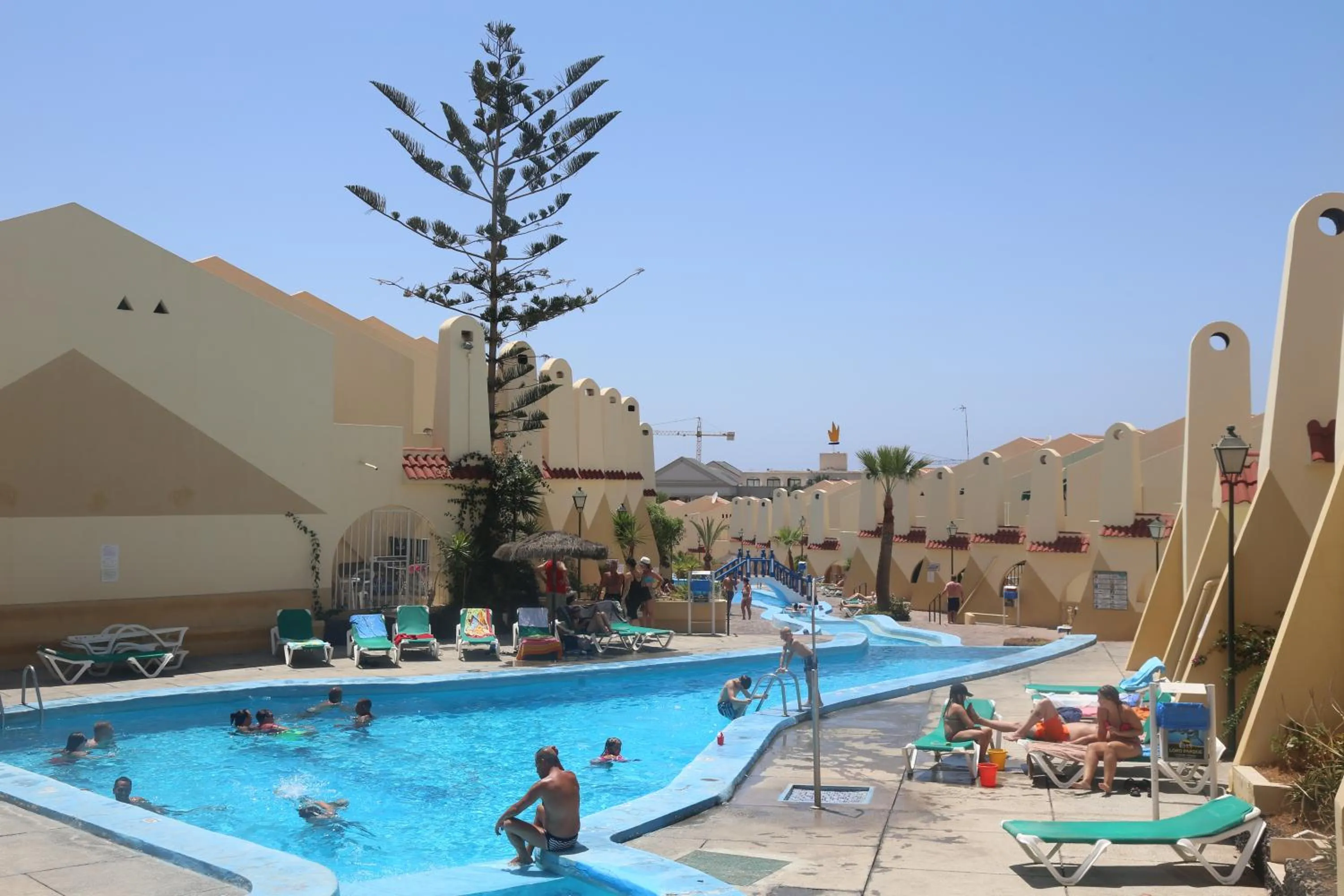 Swimming pool in Mareverde