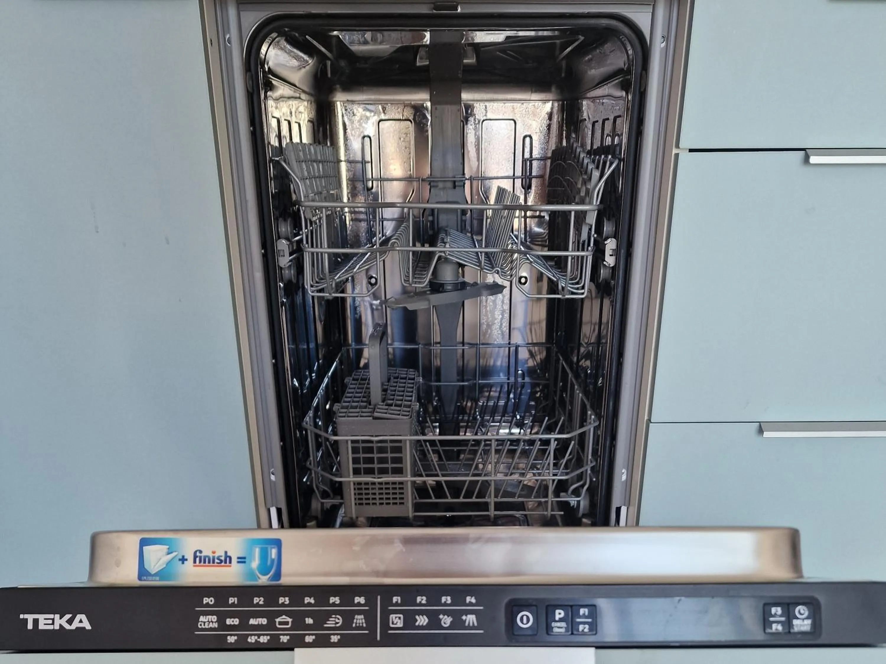 dishwasher in Mareverde